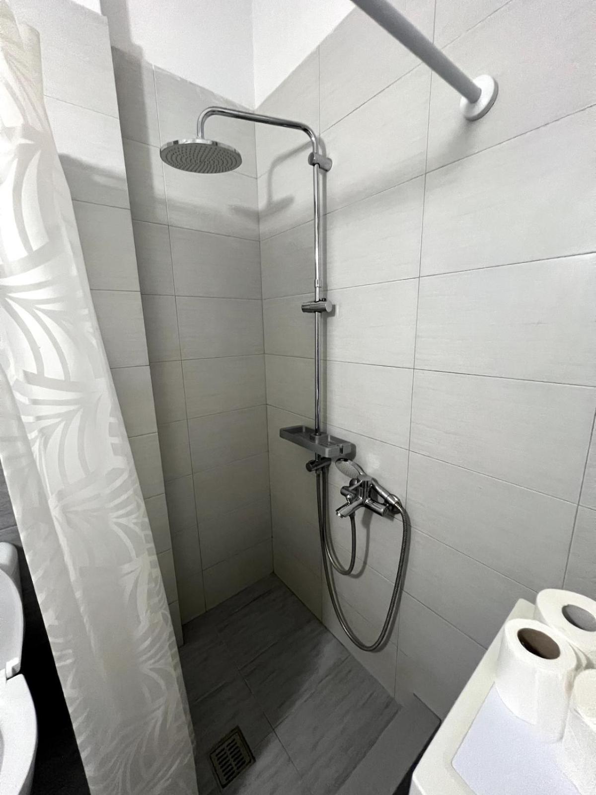 4 seasons apartment 102 eco