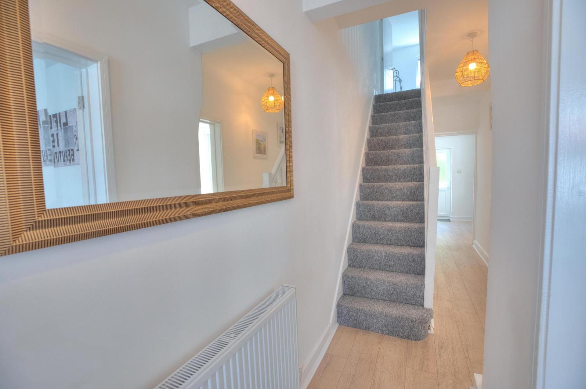 The Pearly White House