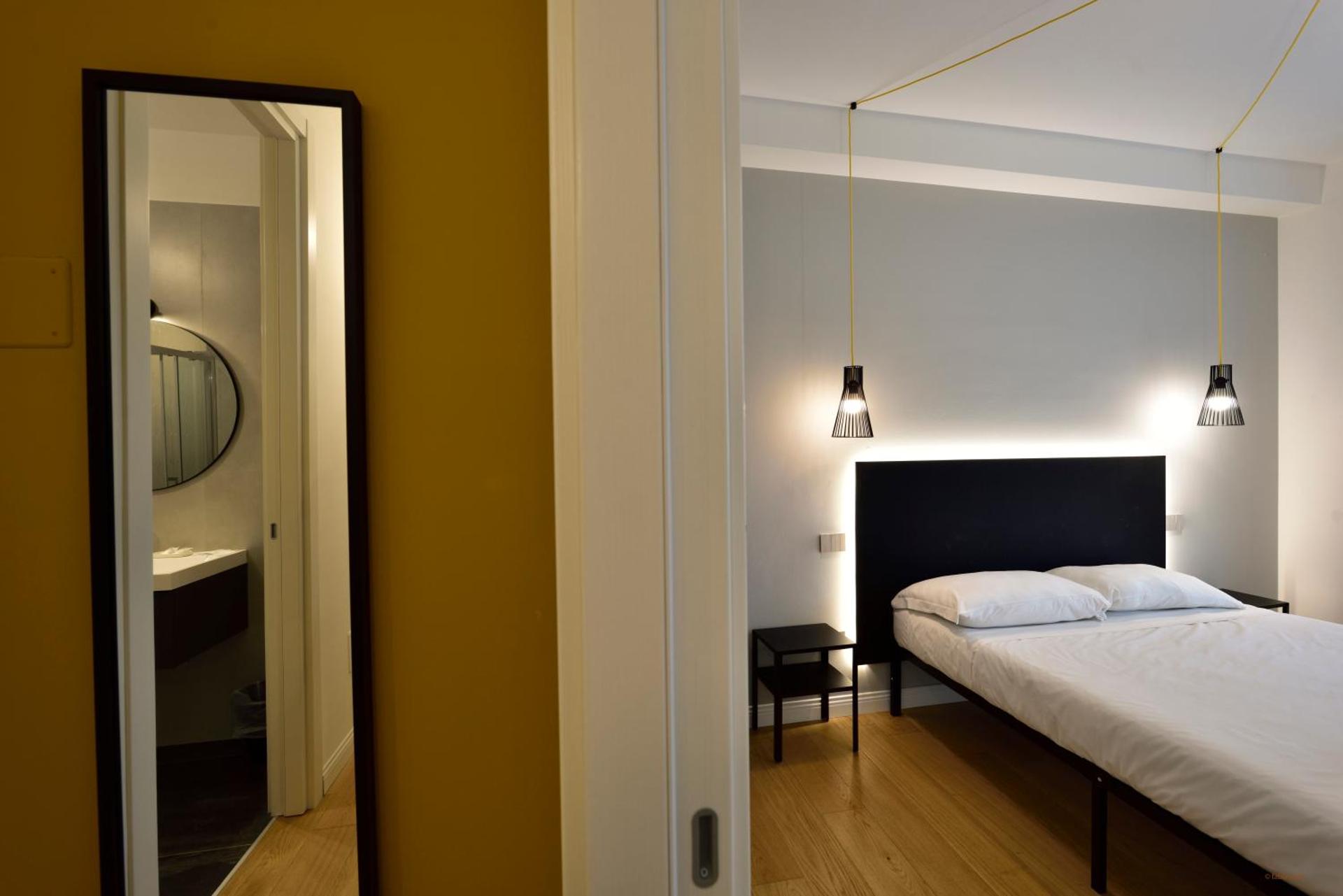 BARI SUITE APARTMENTS - Modern House