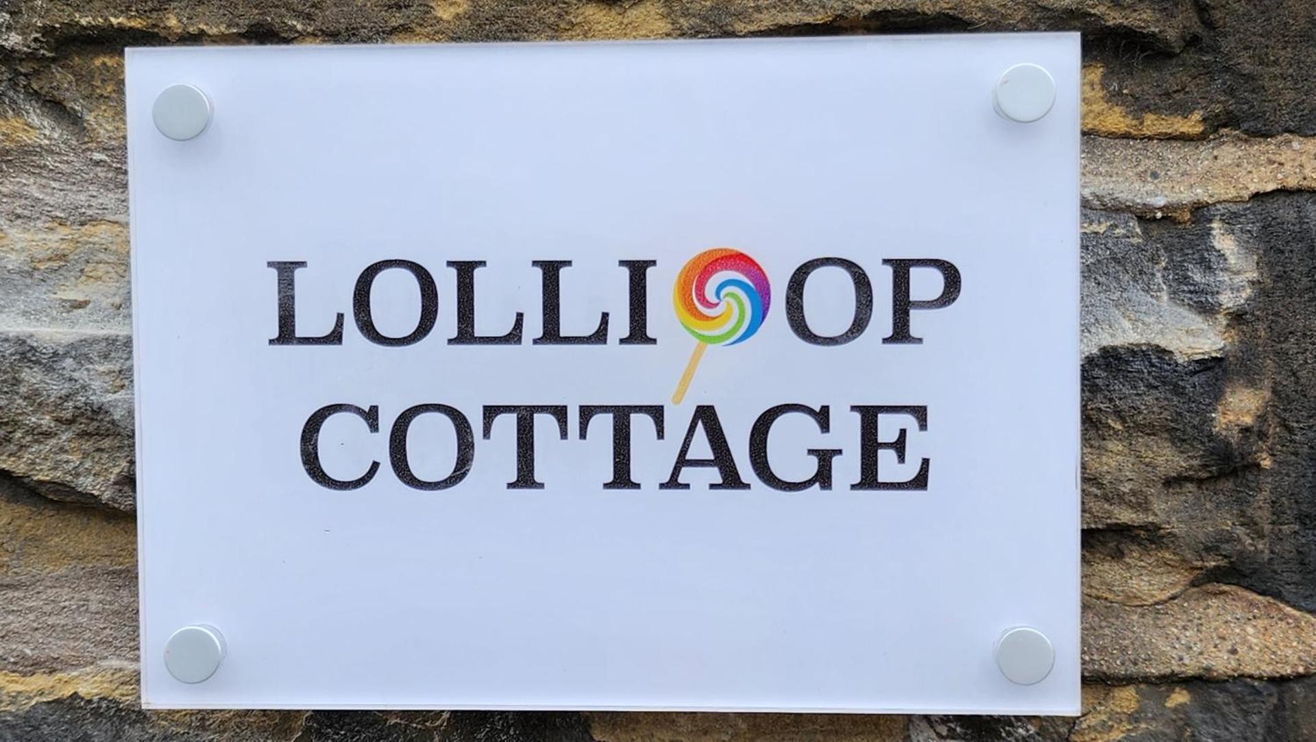 Lollipop Cottage