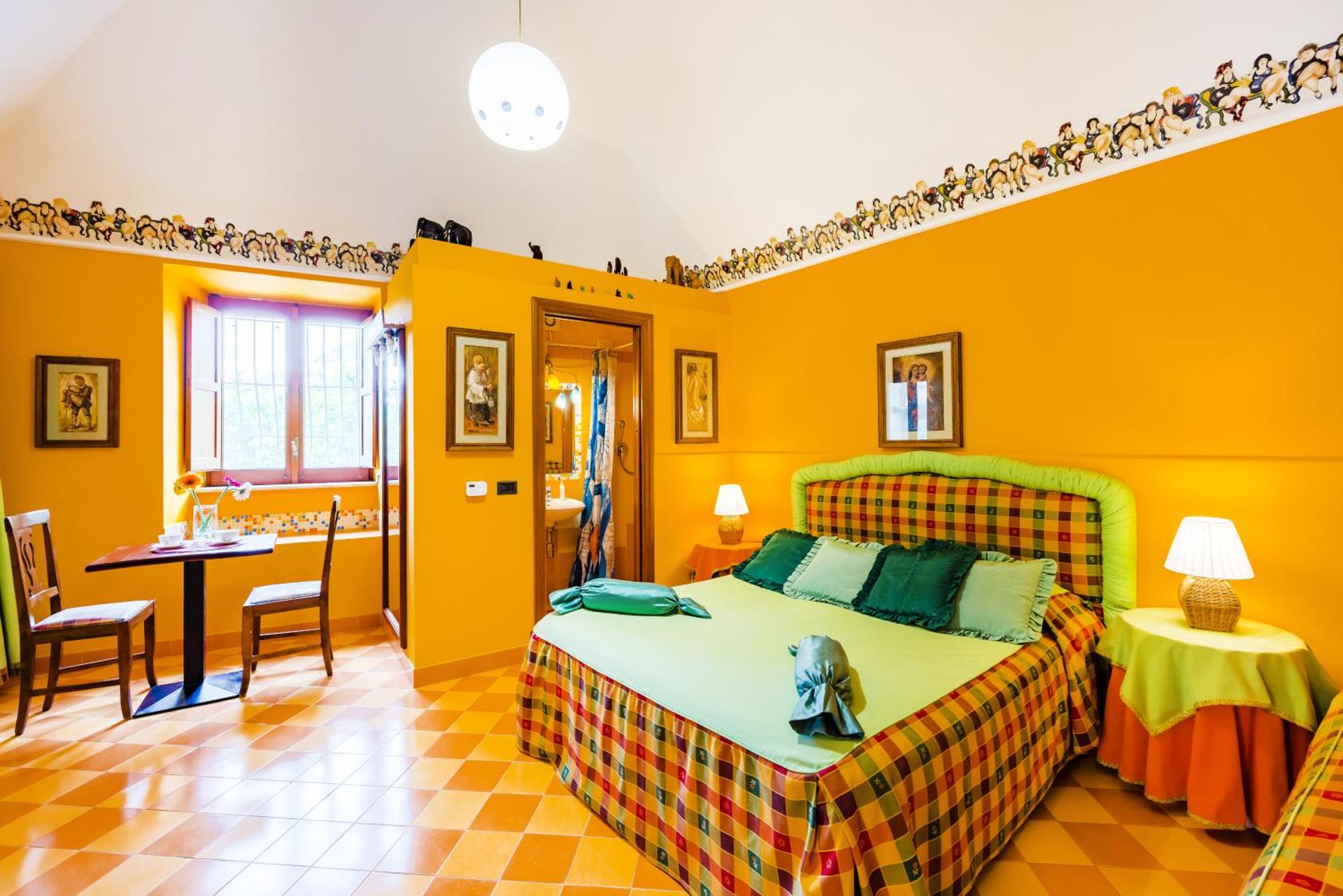 Photo of the whole room