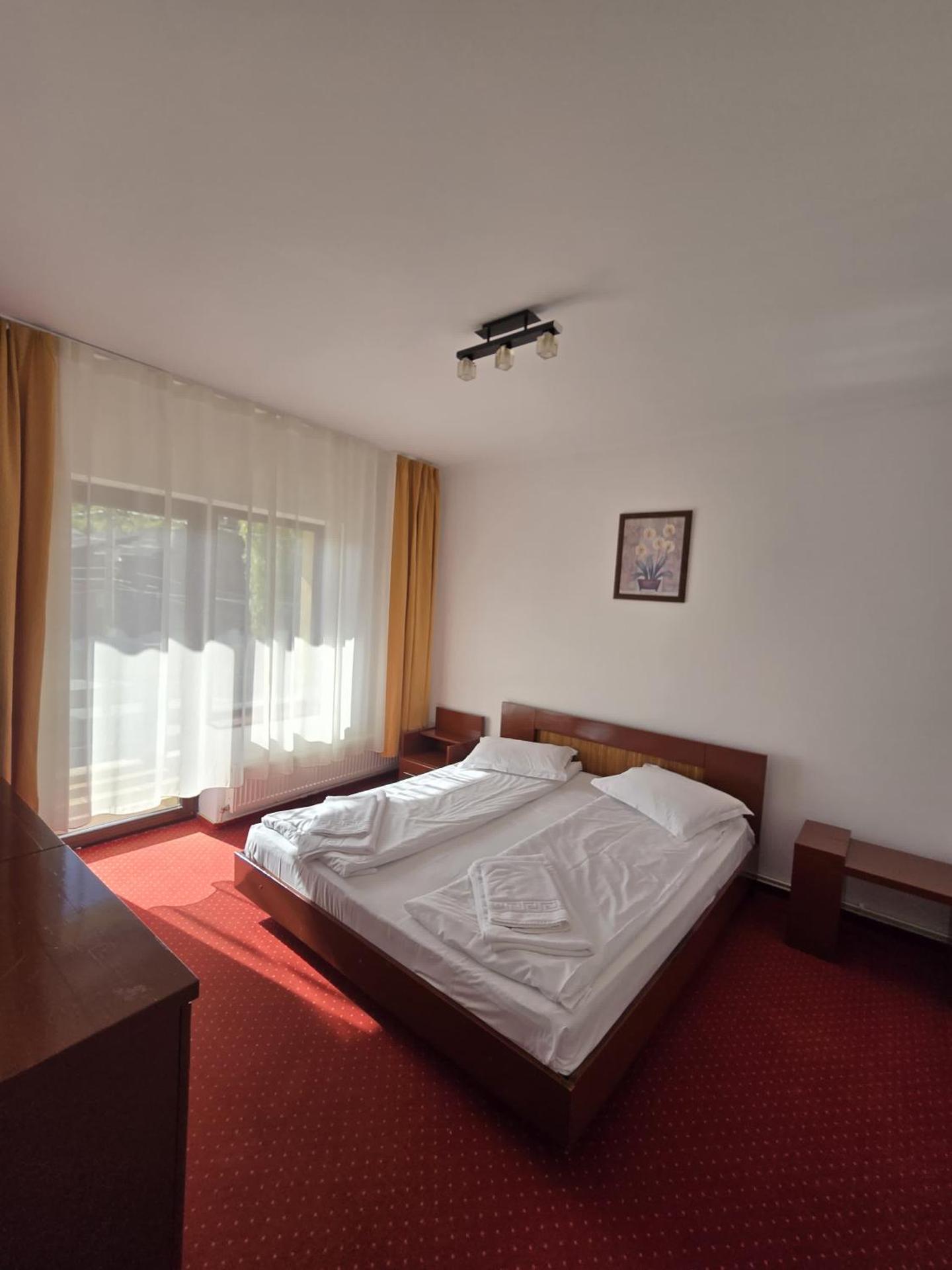 Casa Maria Azuga by Genco