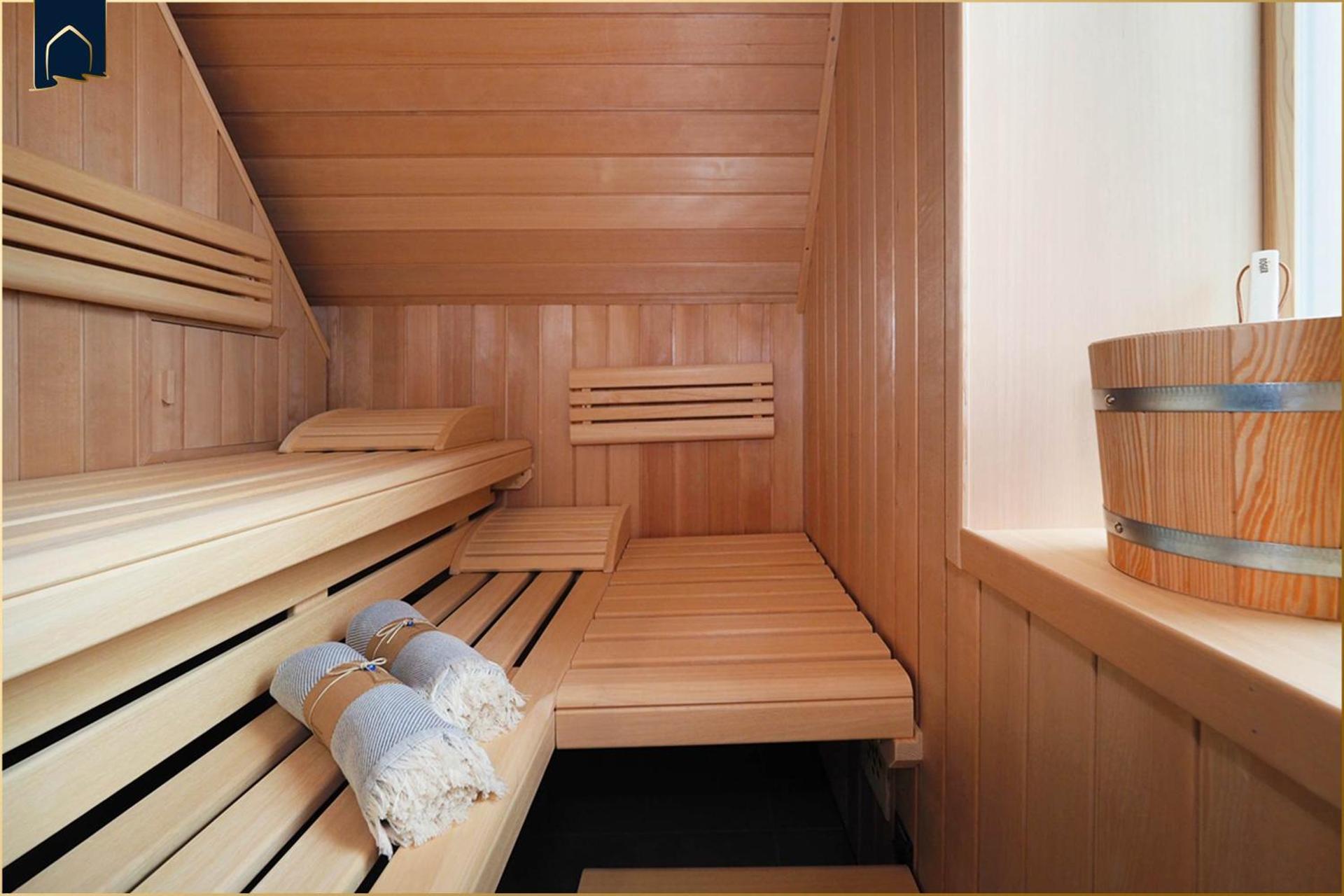 Störtebekers Reethus mit Sauna, Kamin und E-Ladesäule