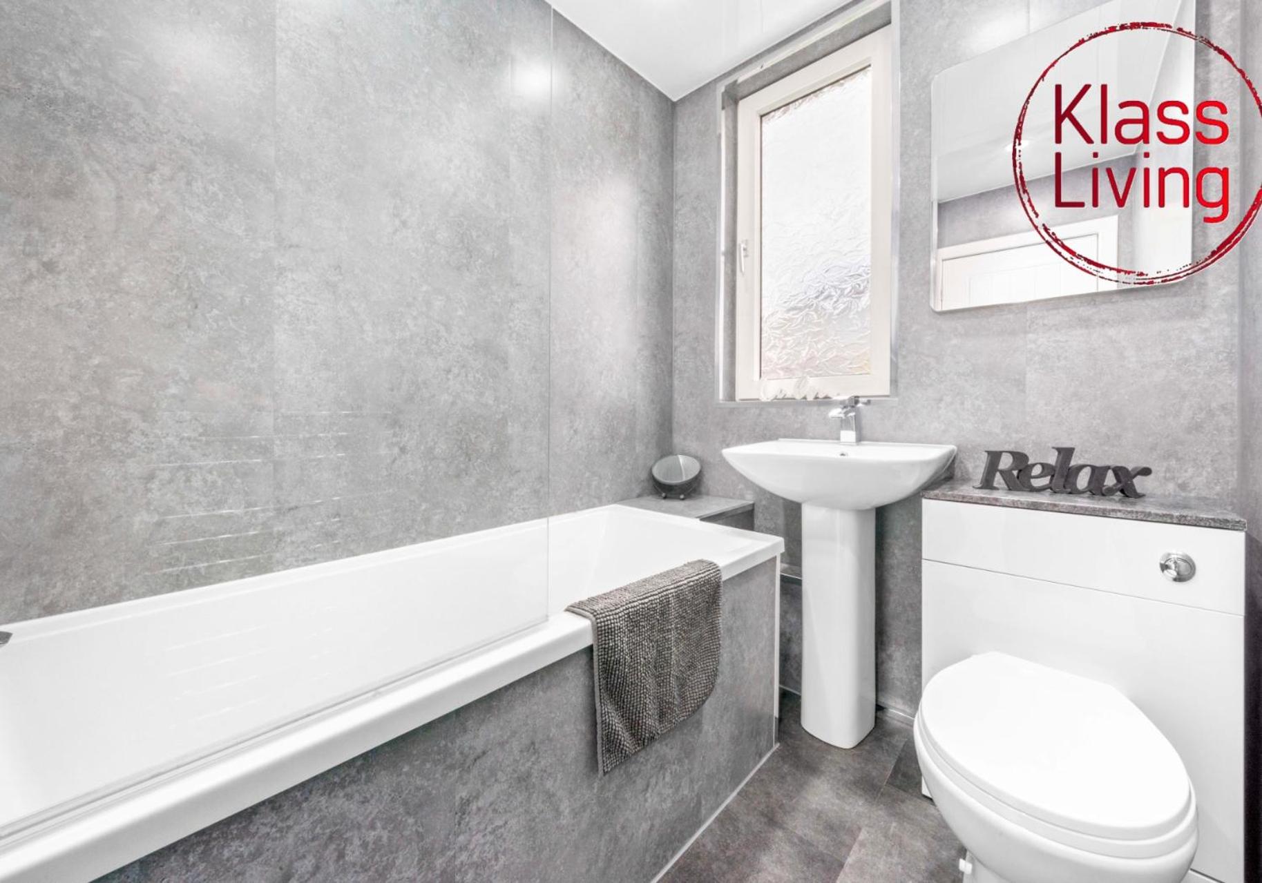 Broomfield Apartment by Klass Living Airdrie