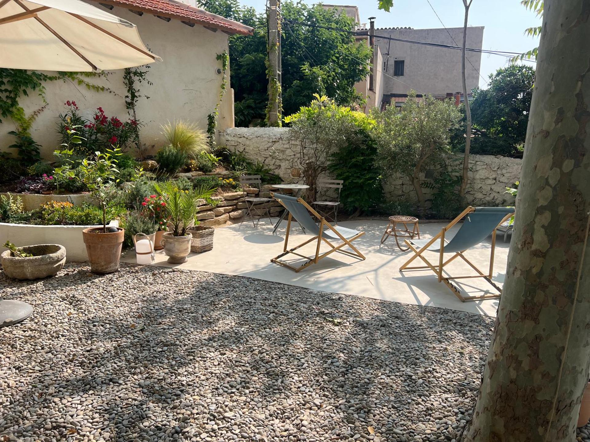 Bord de mer, magnifique appartement de 150m2 avec jardin