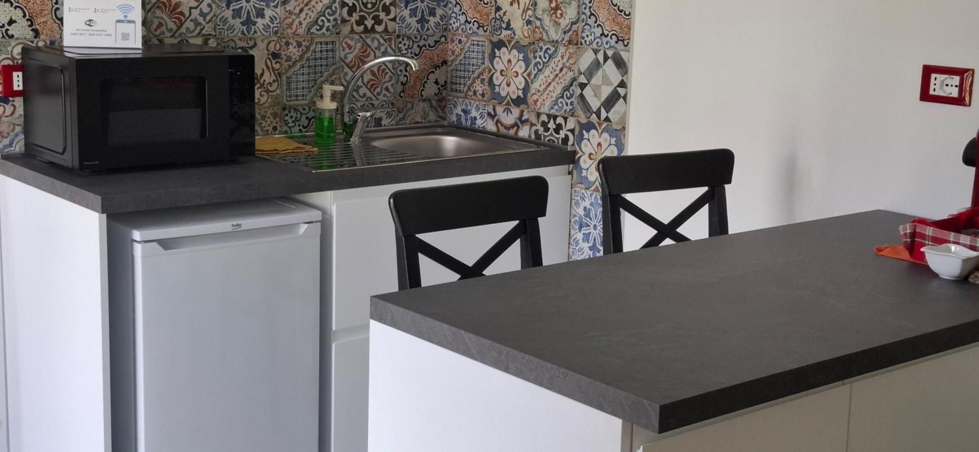 Kitchen or kitchenette