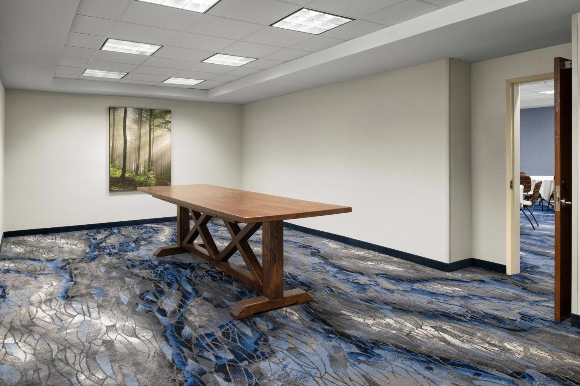 Meeting/conference room