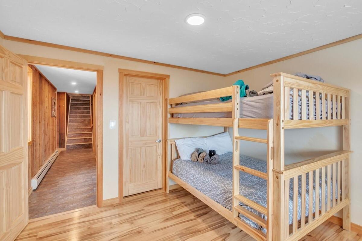 Campton Mountain Ski Retreat for Year-Round Fun -Best view and Best Price Guarantee