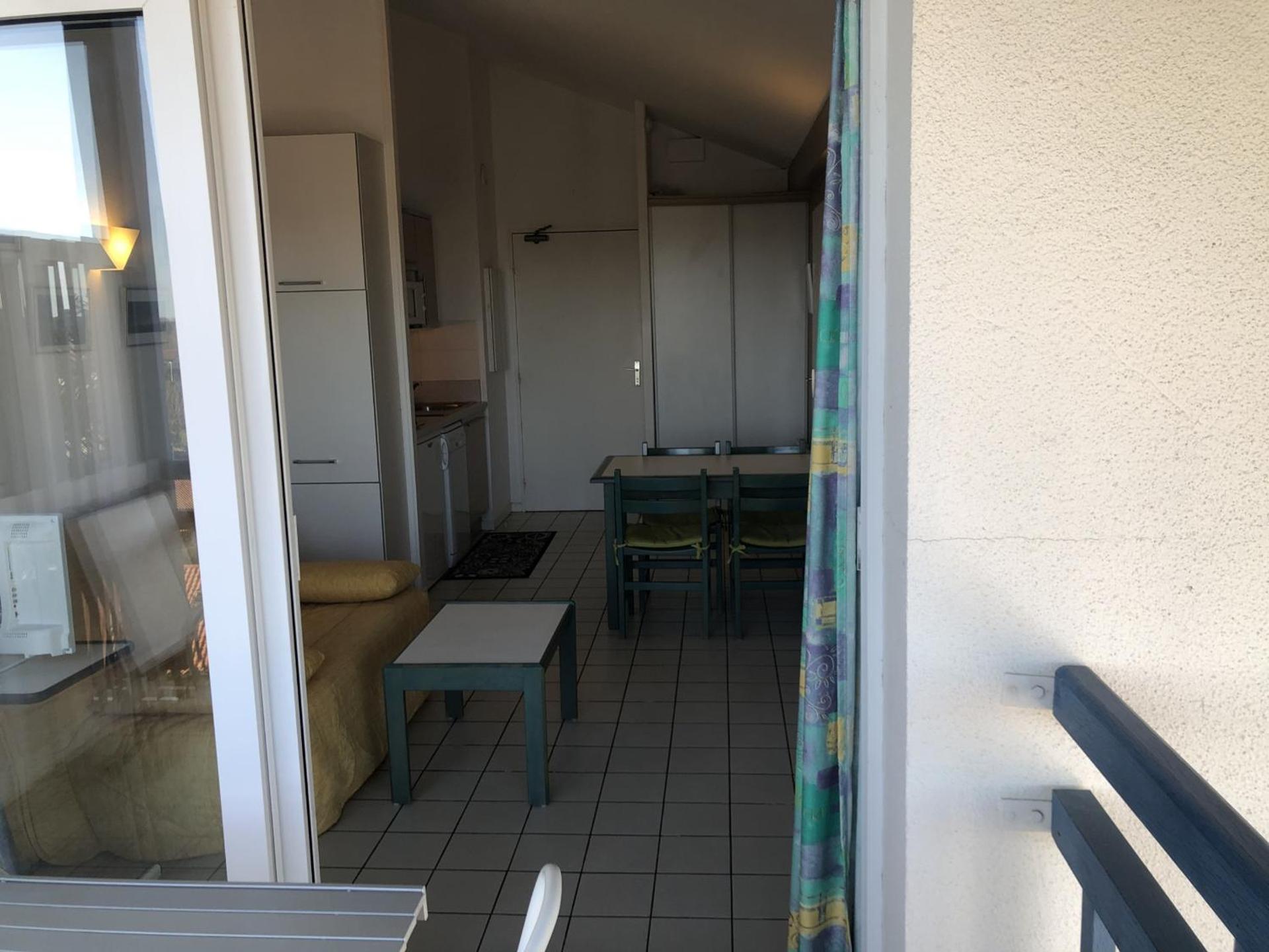 Appartement avec Terrasse et Piscine à Guéthary, Proche Plages - FR-1-239-604