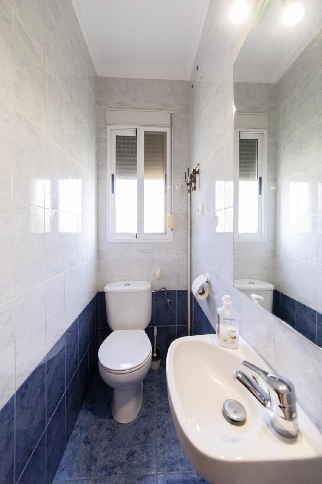 Charming house with private tennis court and pool