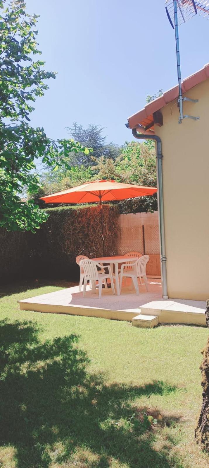 Maison T2 indépendante avec terrasse et parking