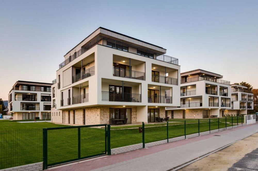 Fehér Lótusz Csopak