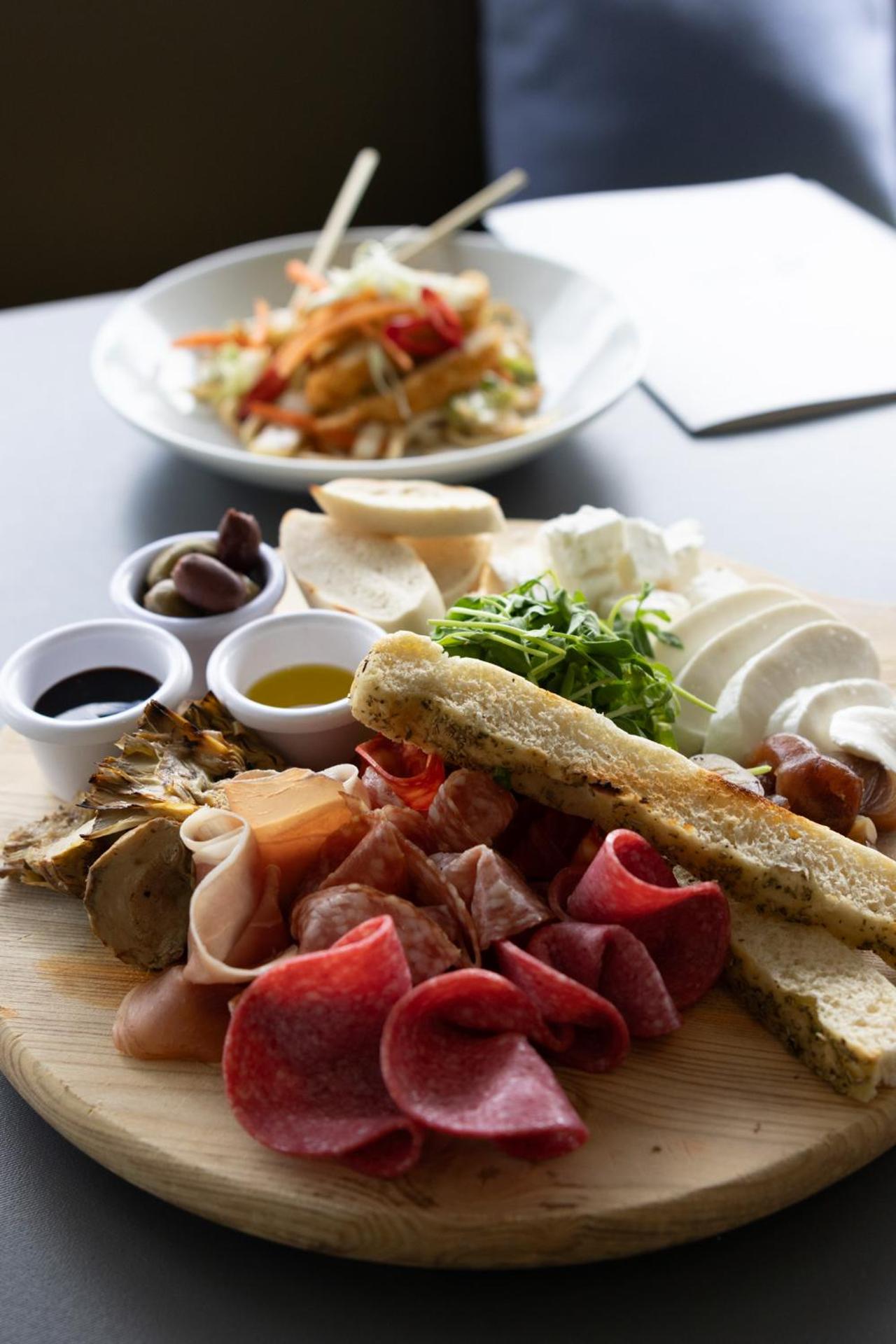 Holiday Inn Salisbury - Stonehenge by IHG