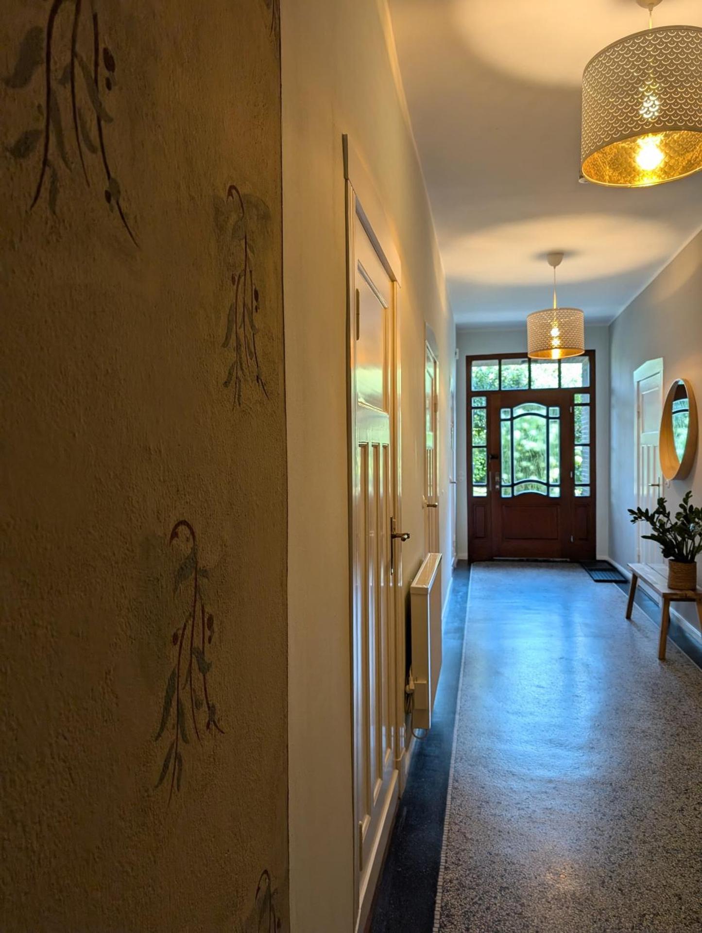 Traumkrone Ferienwohnungen - Wiesengrün