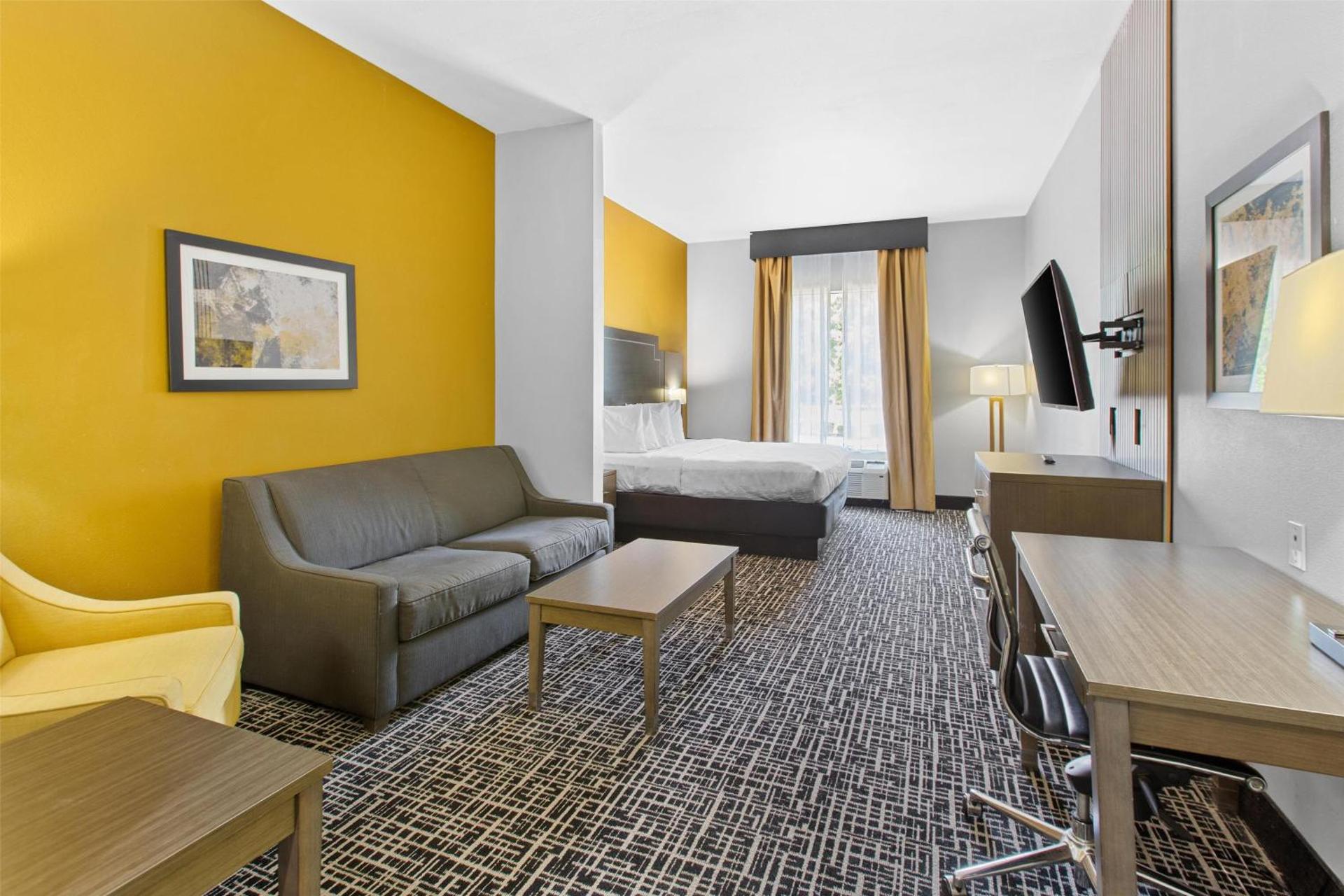 Photo of the whole room