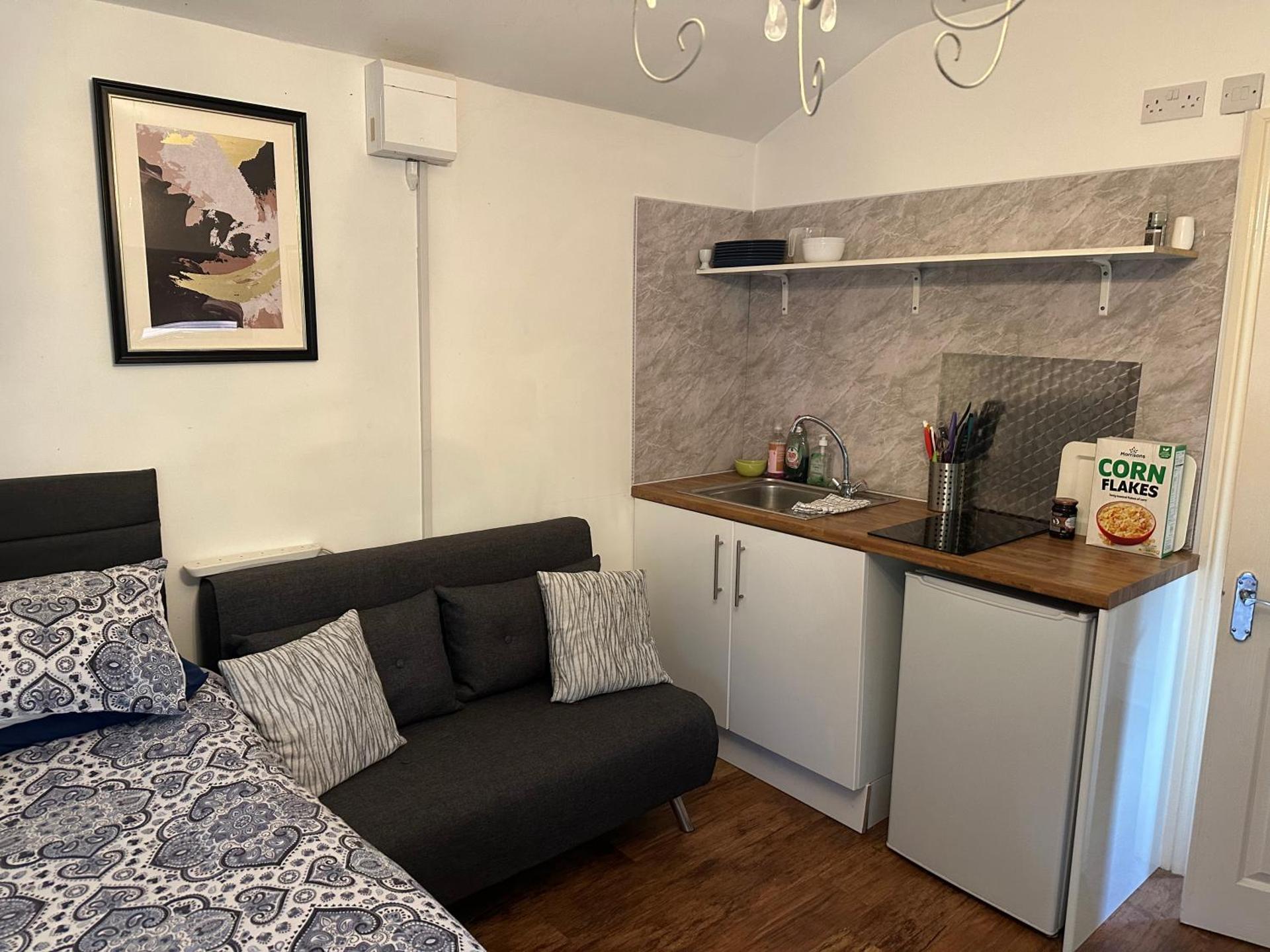 Station Approach Solihull Cabin Stays