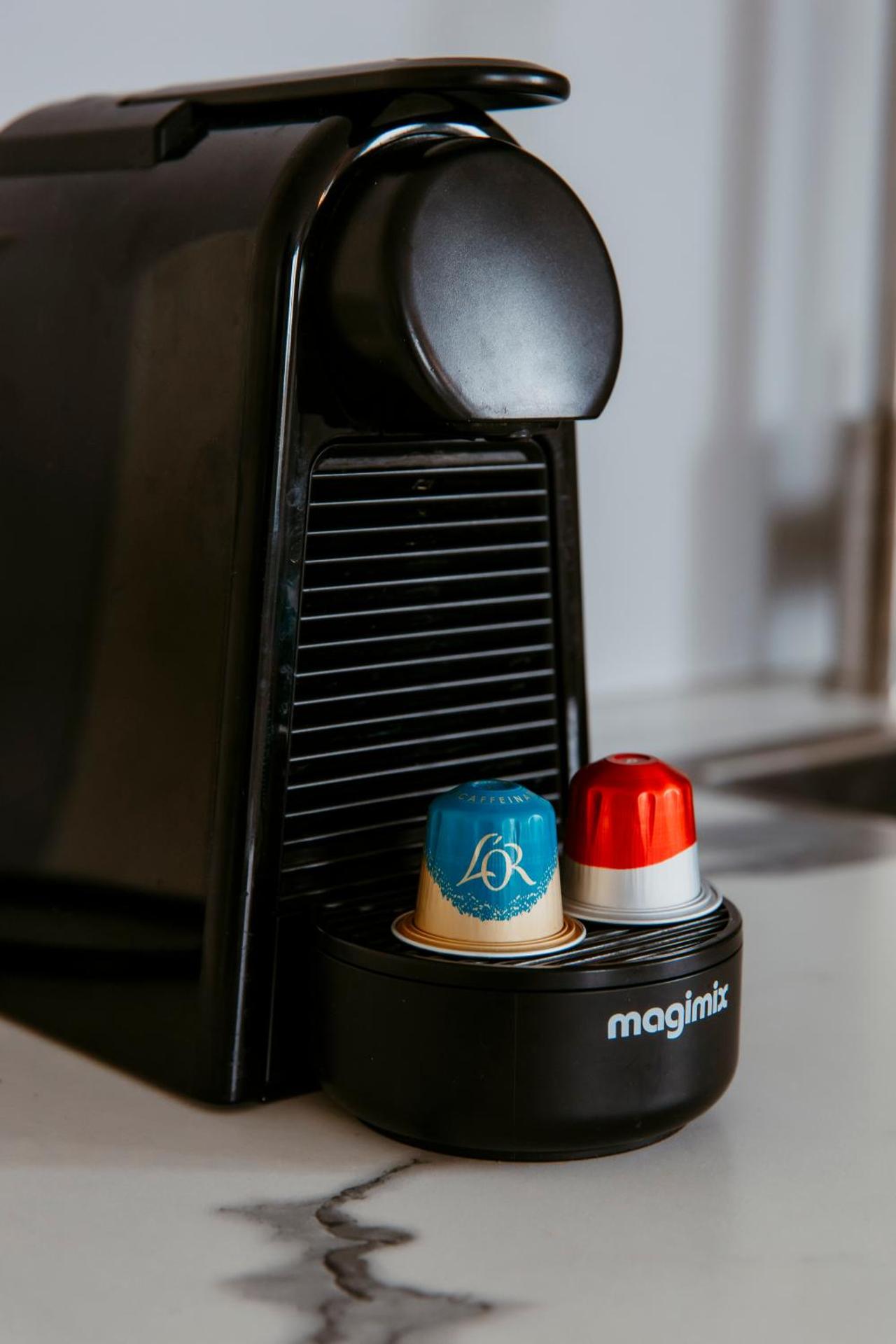 Coffee/tea facilities