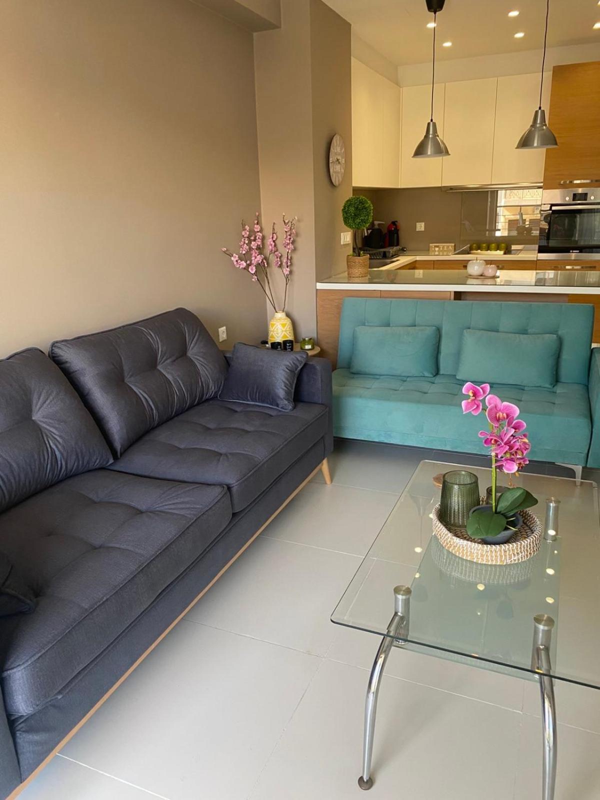 Konstantina Apartment near the Beach