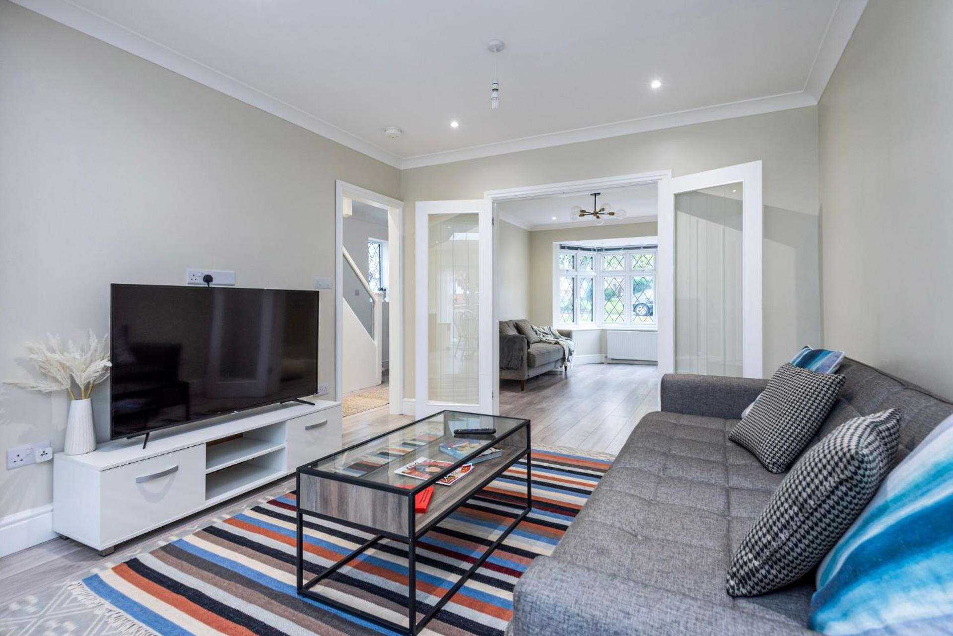 A wonderful and spacious house in a charming road