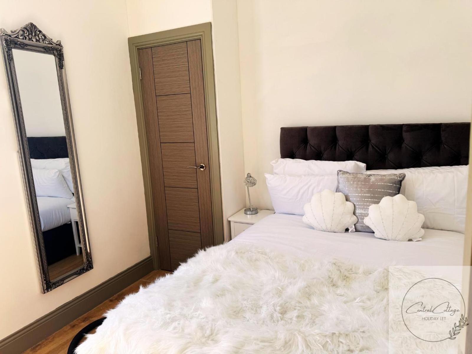 Central cottage Newcastle