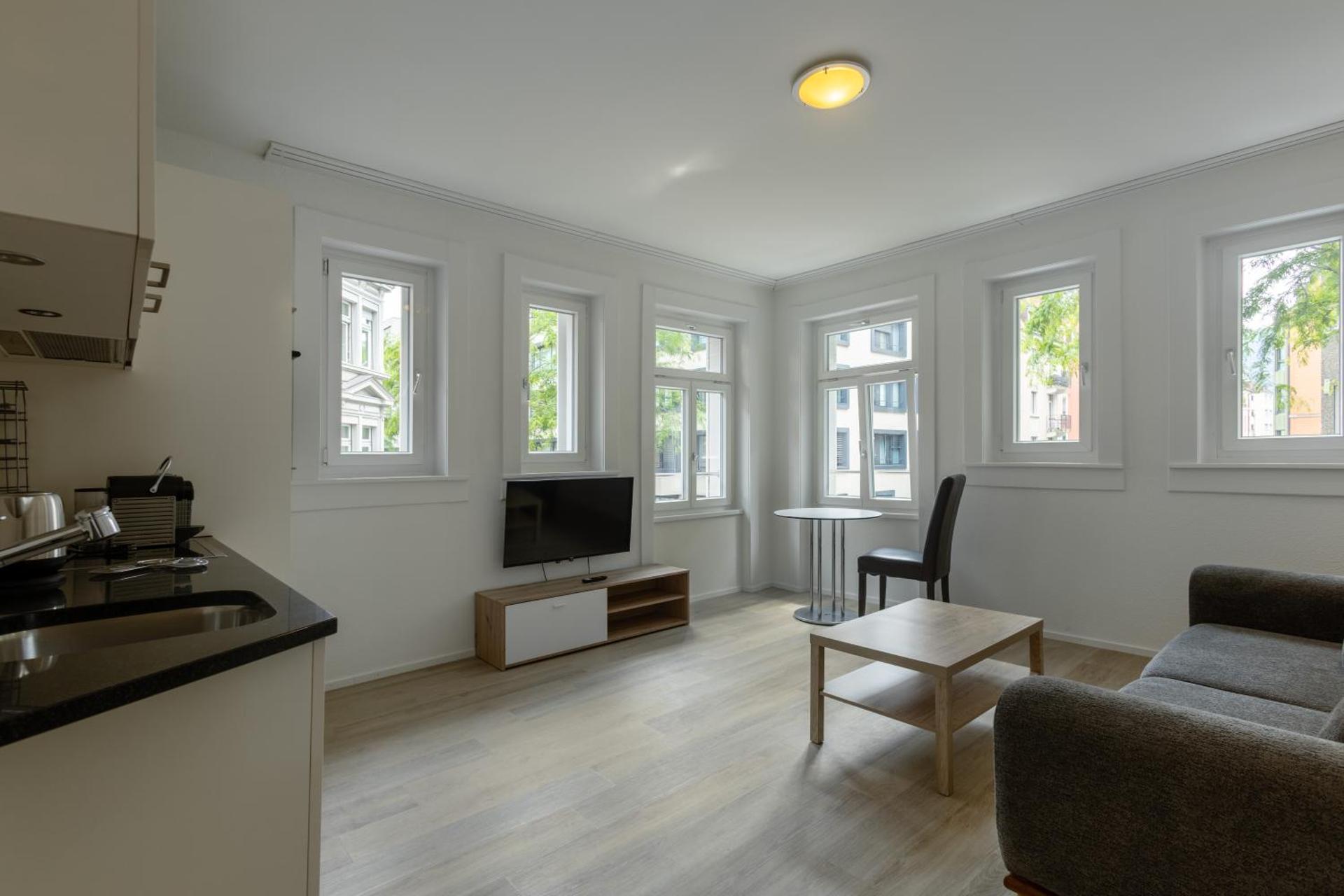 Luxury Apartments by Livingdowntown