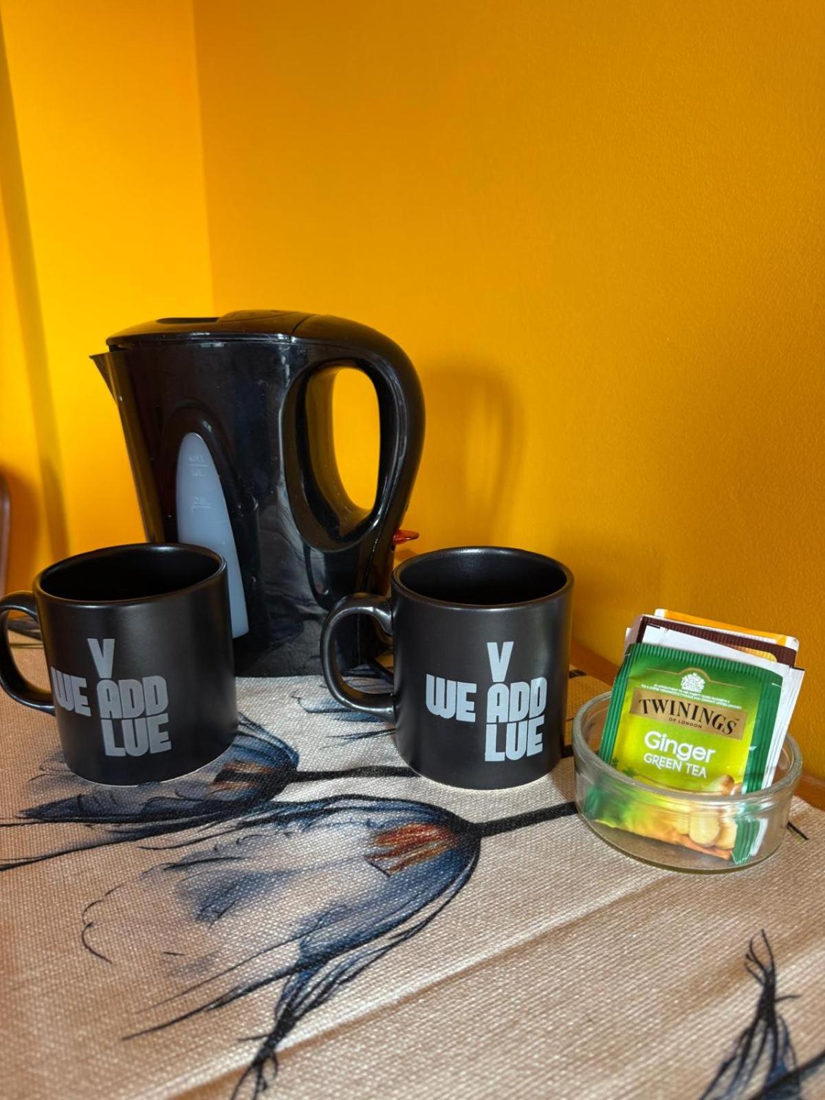 Coffee/tea facilities