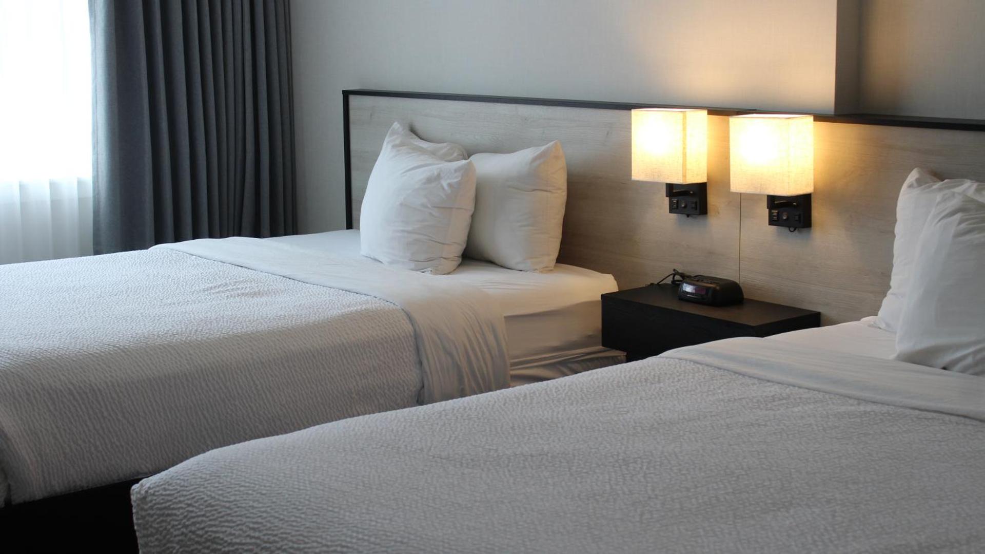 Queen Room with Two Queen Beds - Non-Smoking