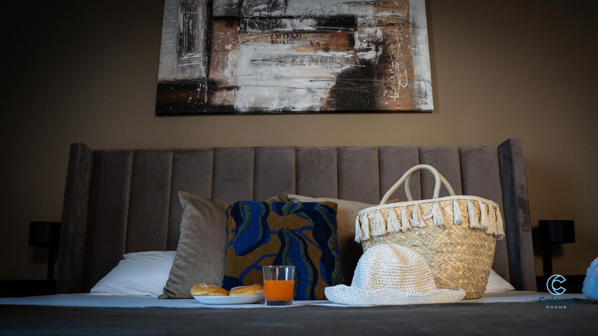 Celeste Rooms Bed and Breakfast