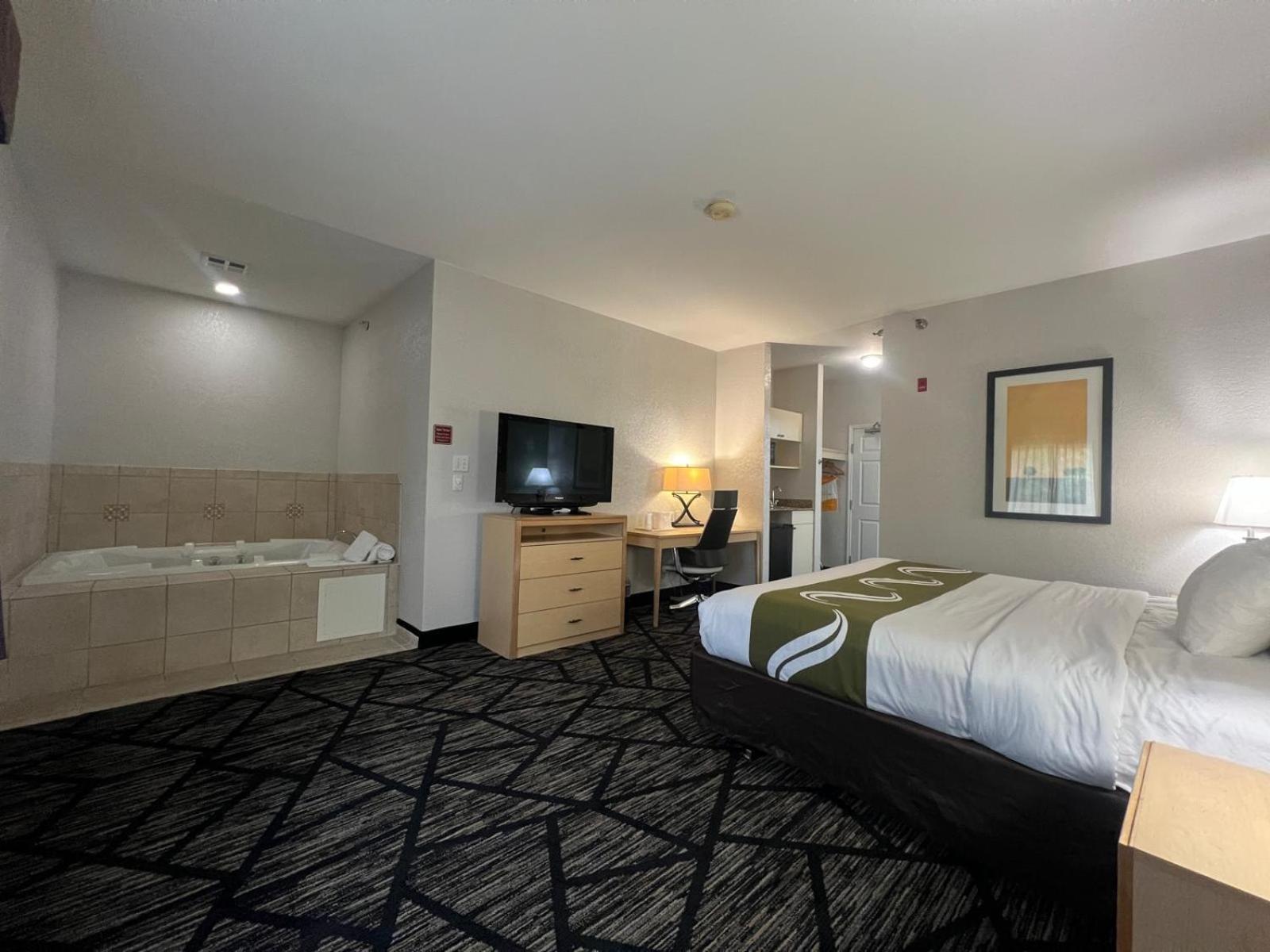 Quality Inn & Suites Loveland