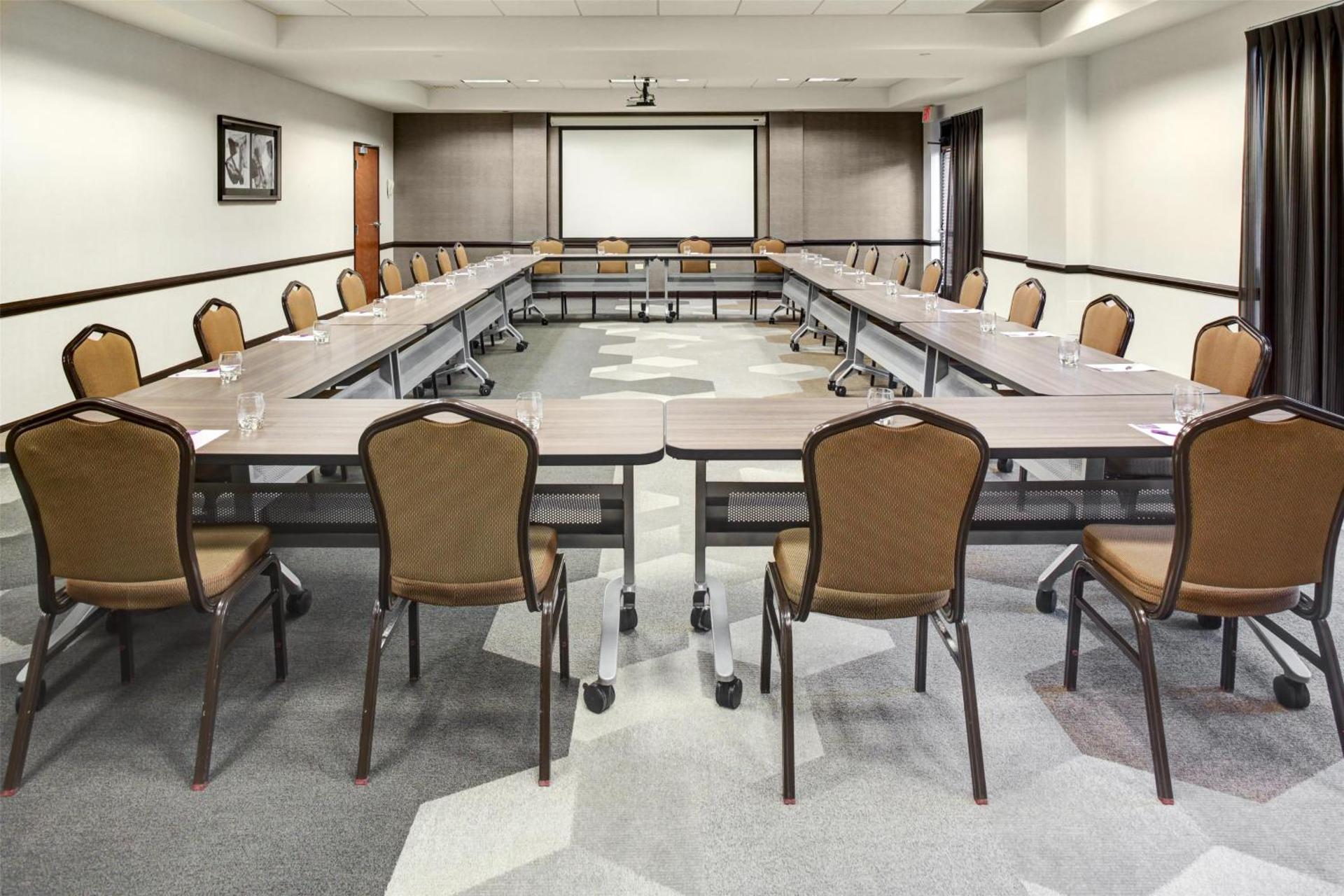 Meeting/conference room