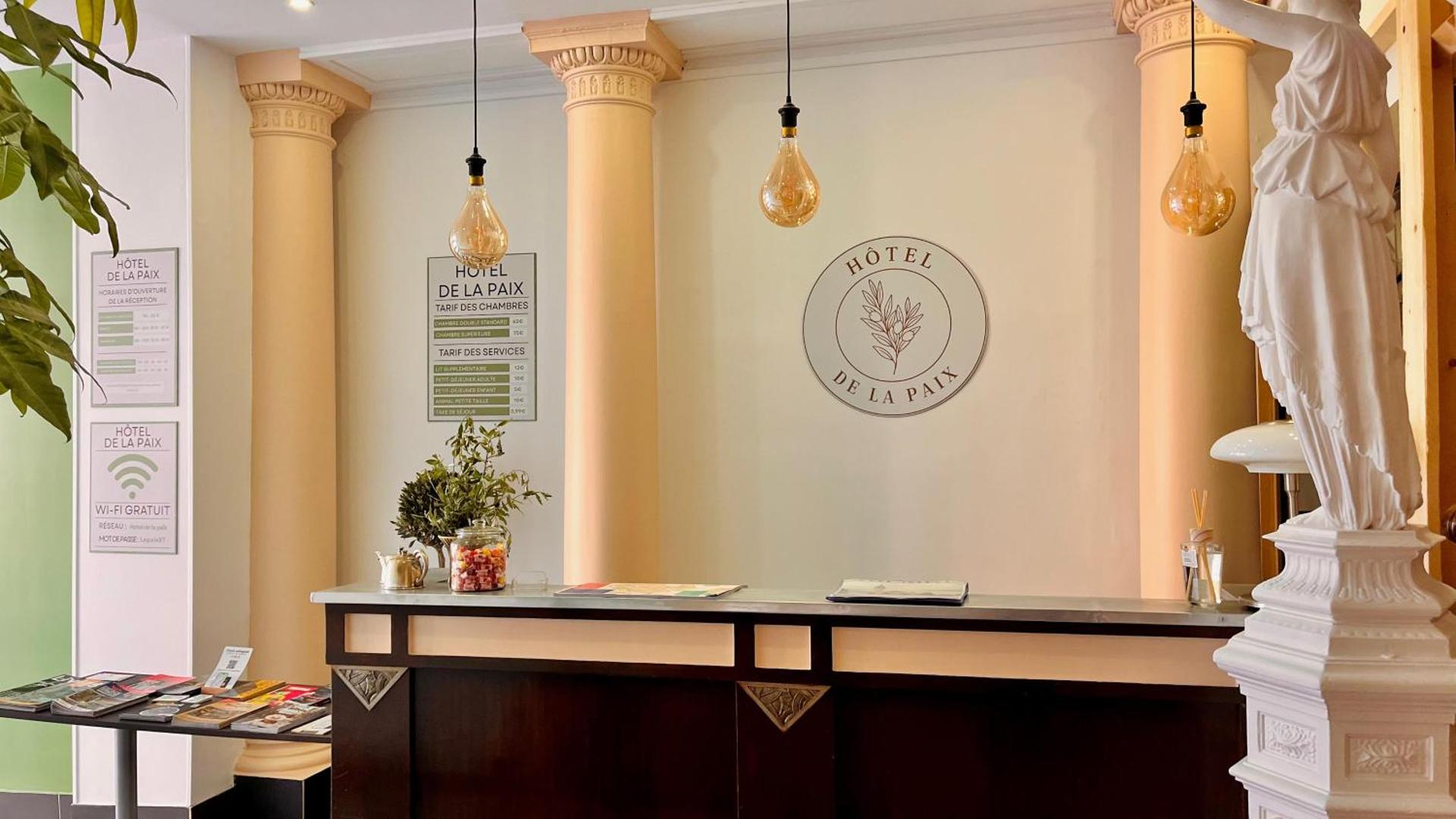 Logo/Certificate/Sign