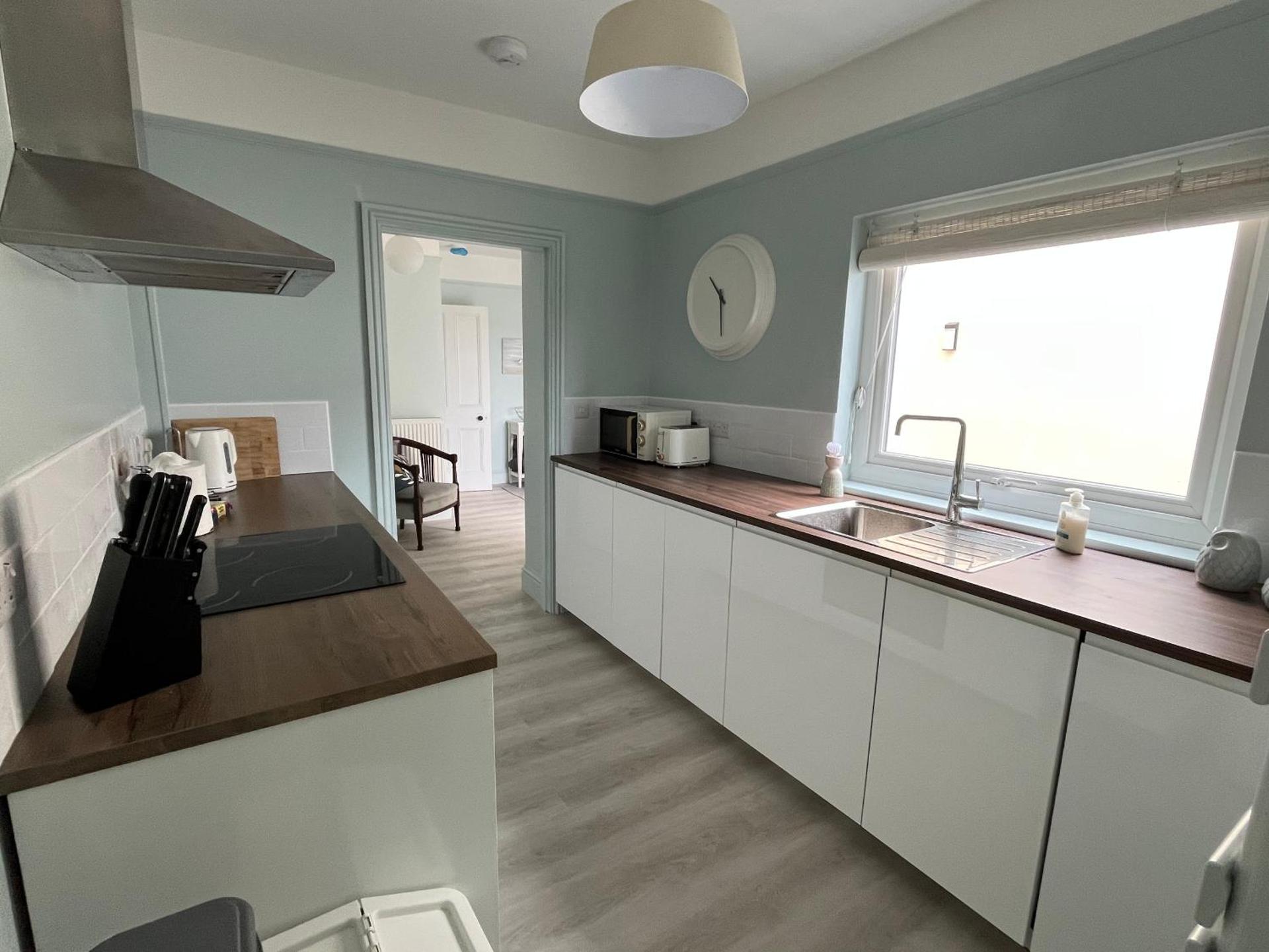 Tŷ Glas, Fishguard, Ideal for beach, coastal path and town!