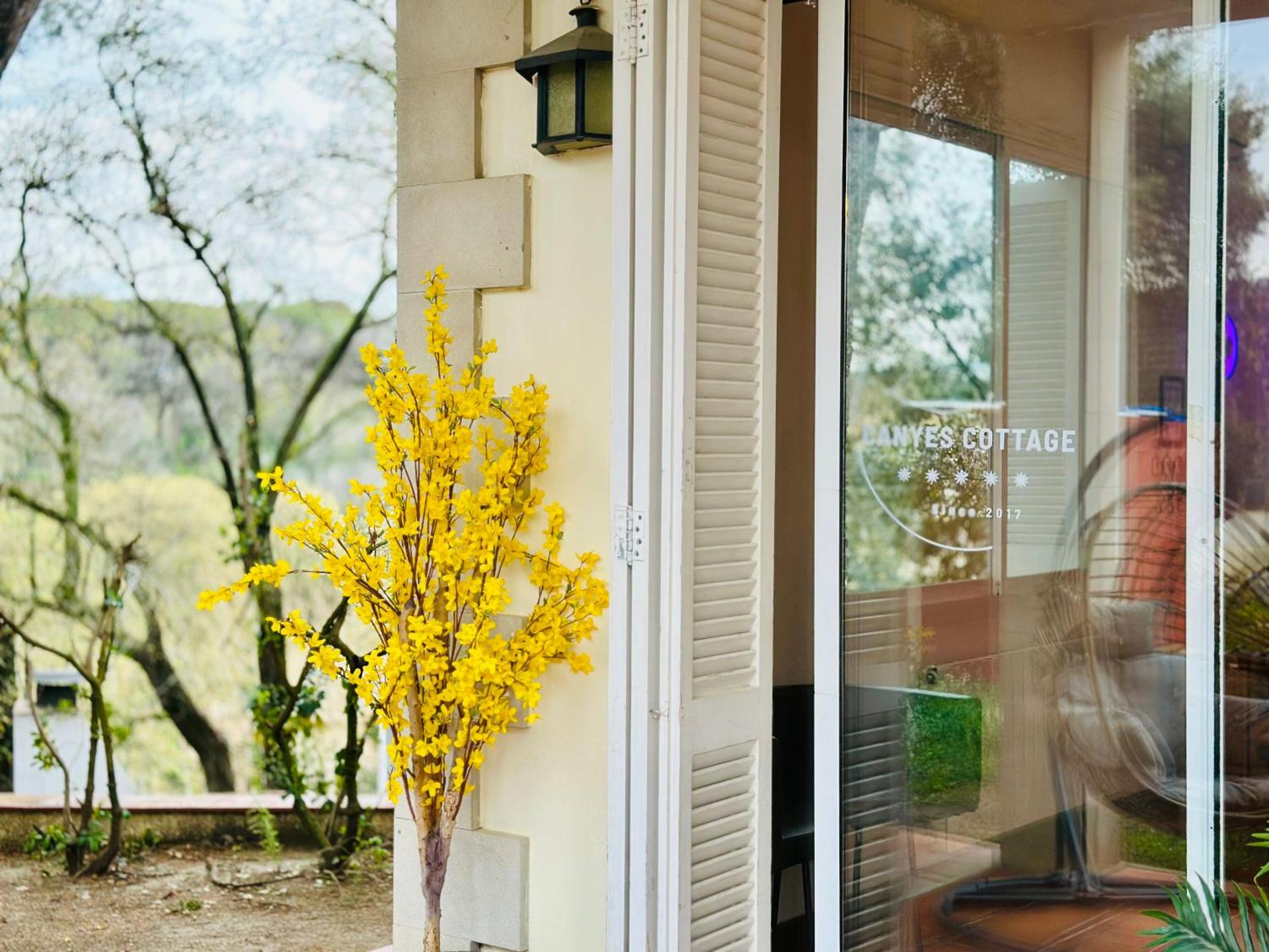 Les Canyes Cottage, Private Villa Resort