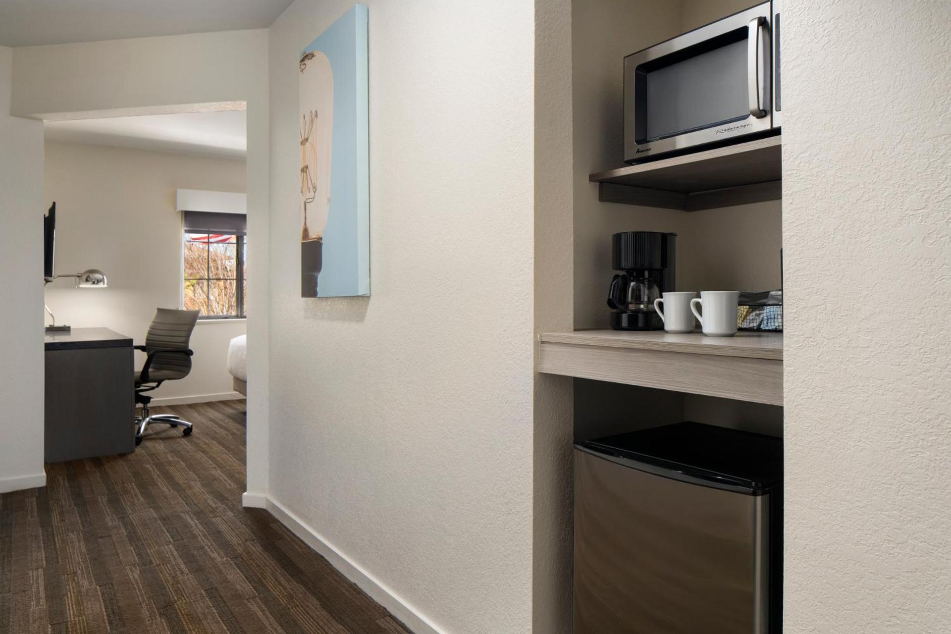 Coffee/tea facilities