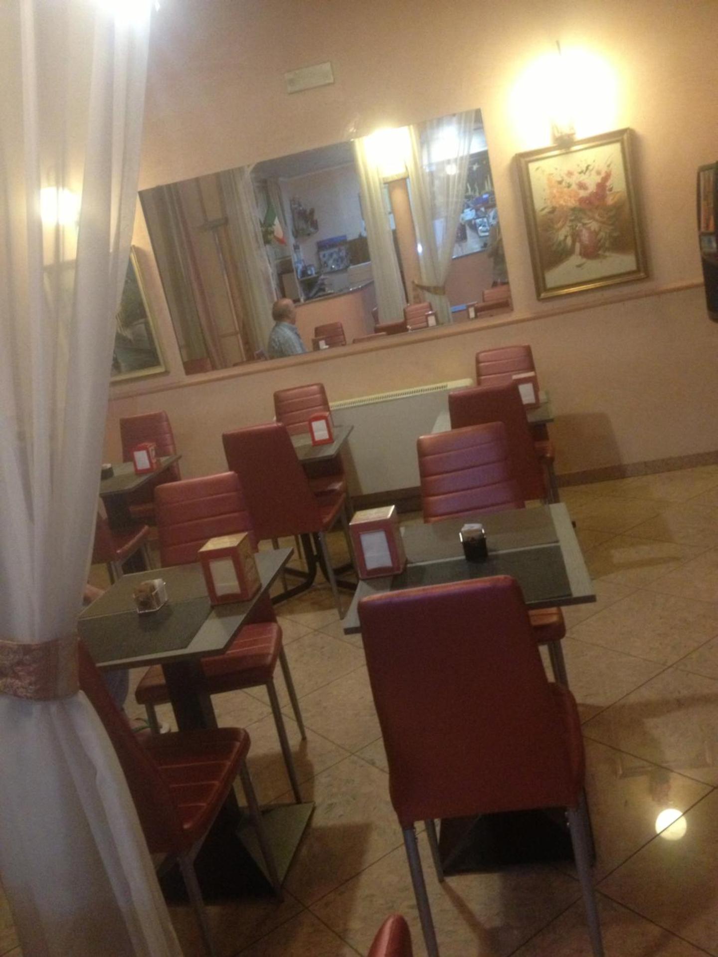 Communal lounge/ TV room