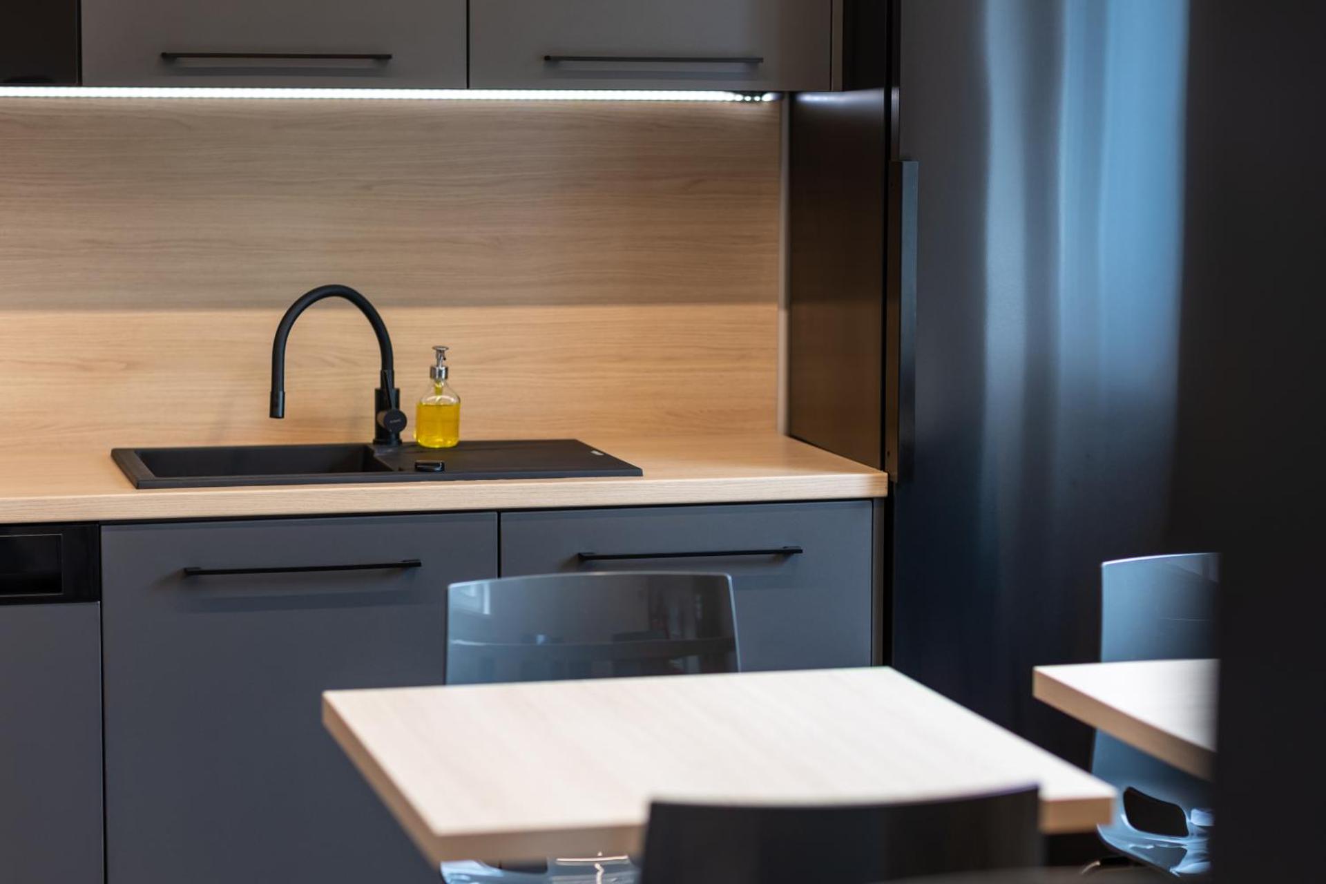 Kitchen or kitchenette