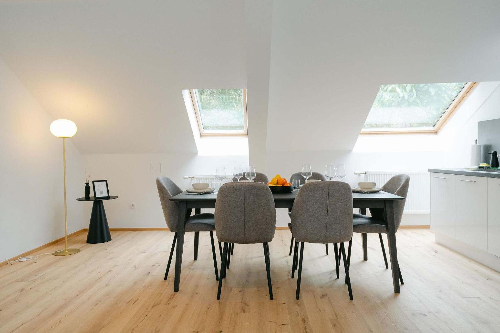 Modern 3BR perfect for 4-6 metro close to Naschmarkt