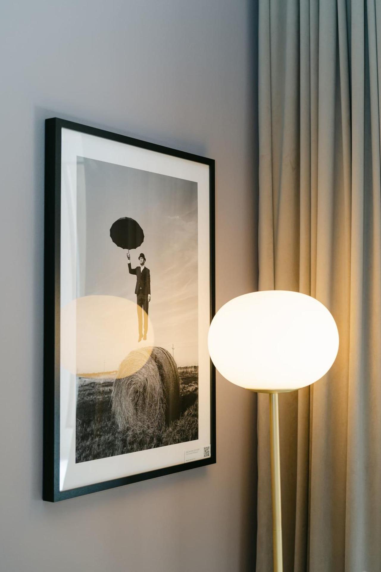 Neat 2BR perfect for 4 free parking