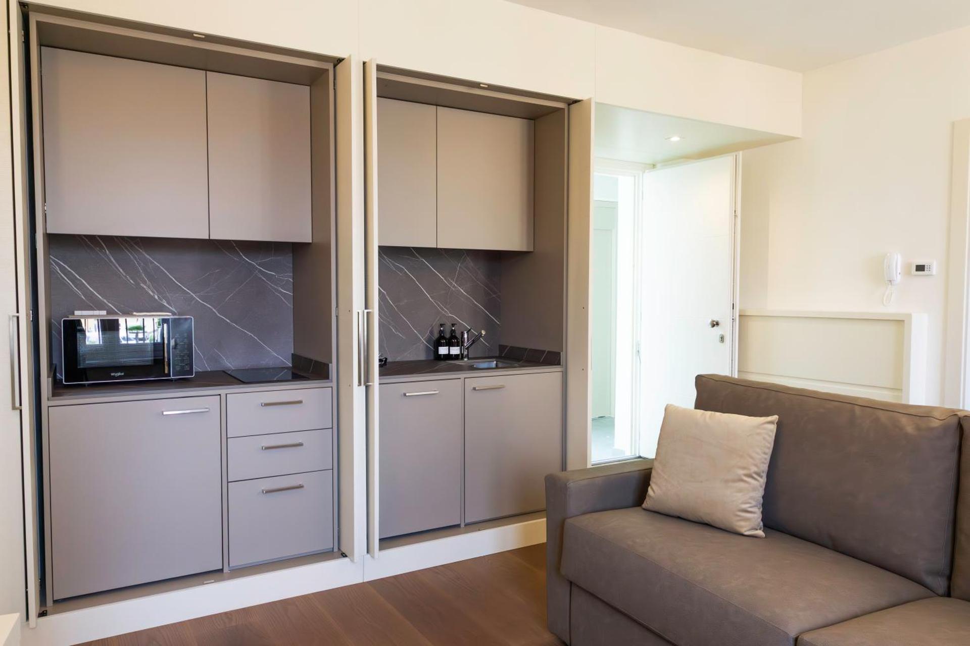 Kitchen or kitchenette