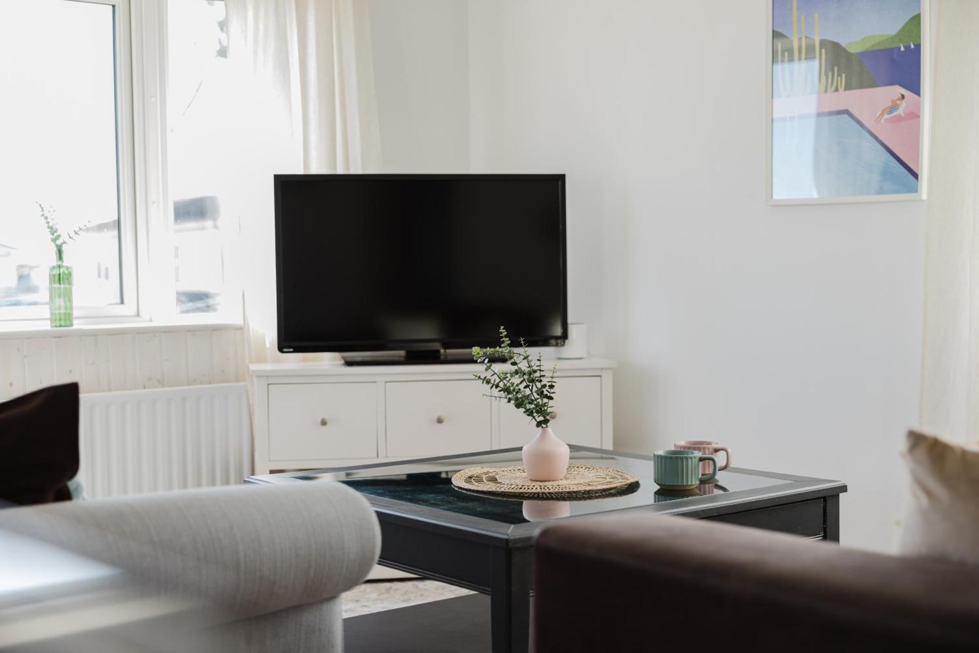 Restful Riverside Retreat