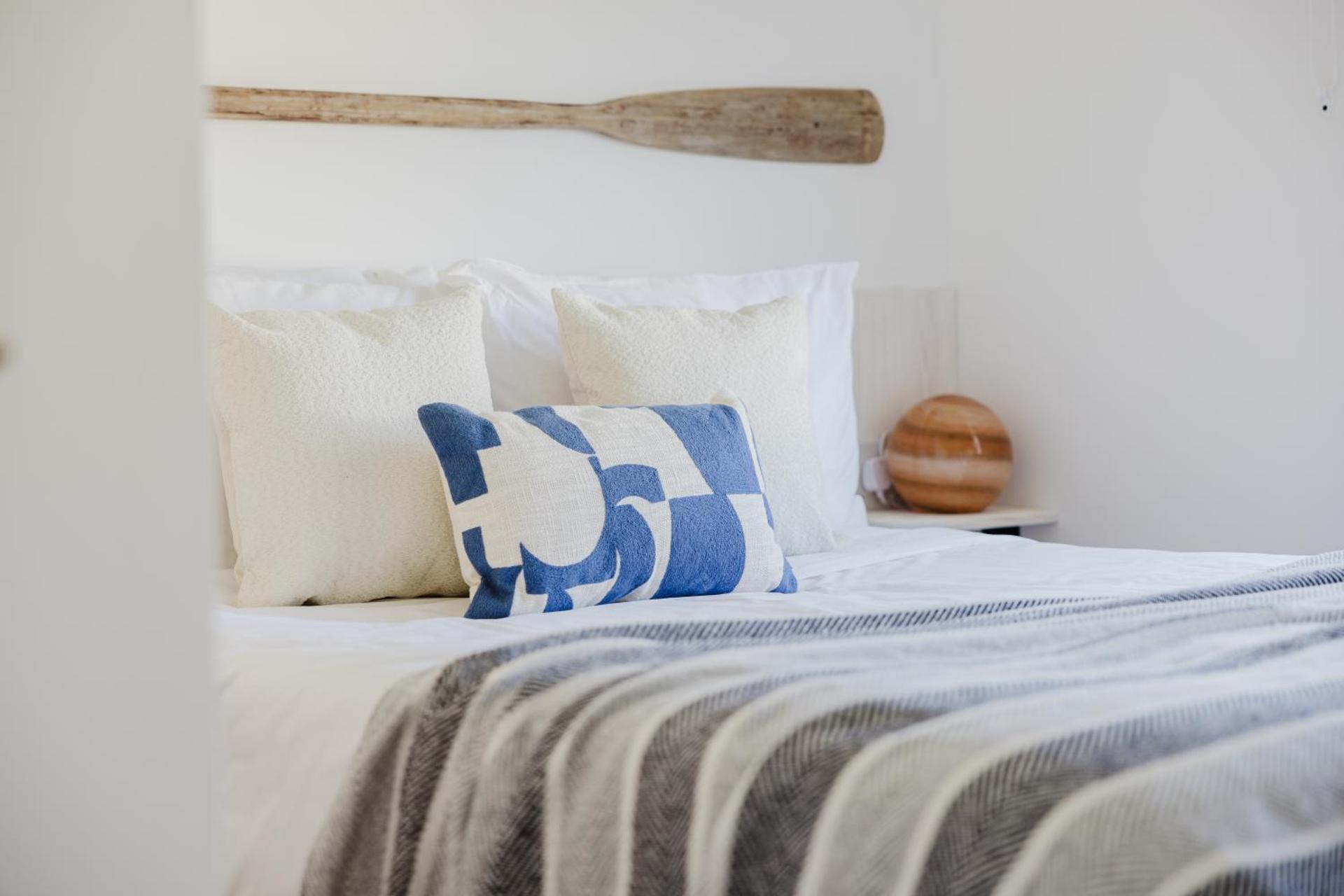 Restful Riverside Retreat