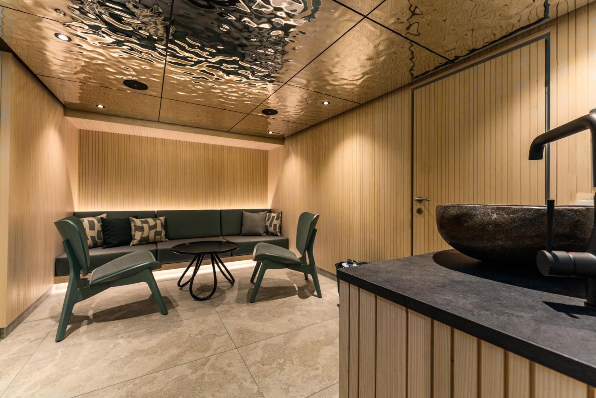 Spa and wellness centre/facilities