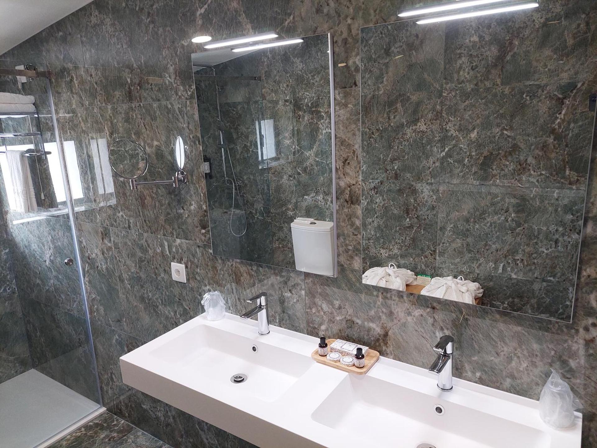 Junior Suite with Free Health Club Acess