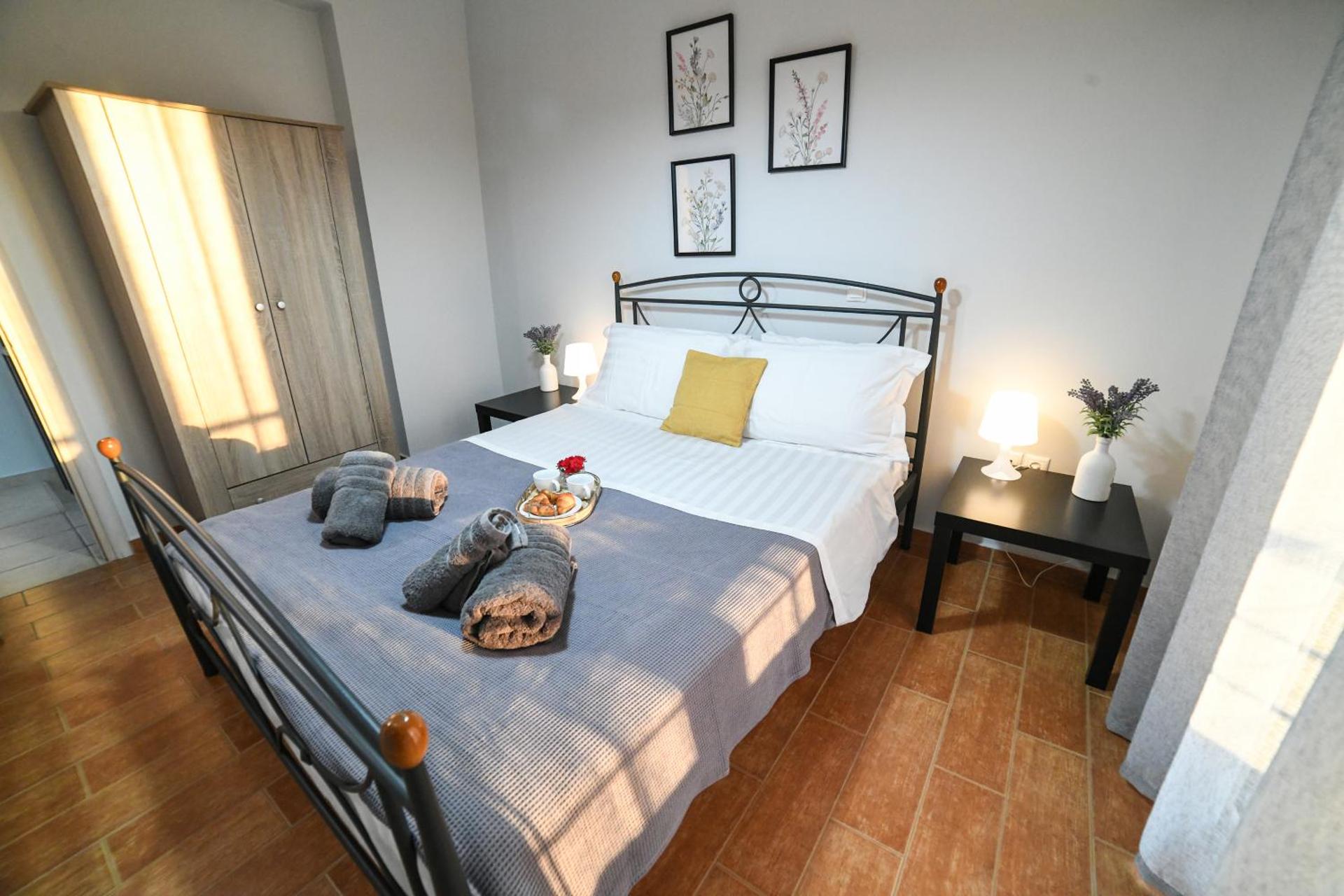 Corinthian Green Villa