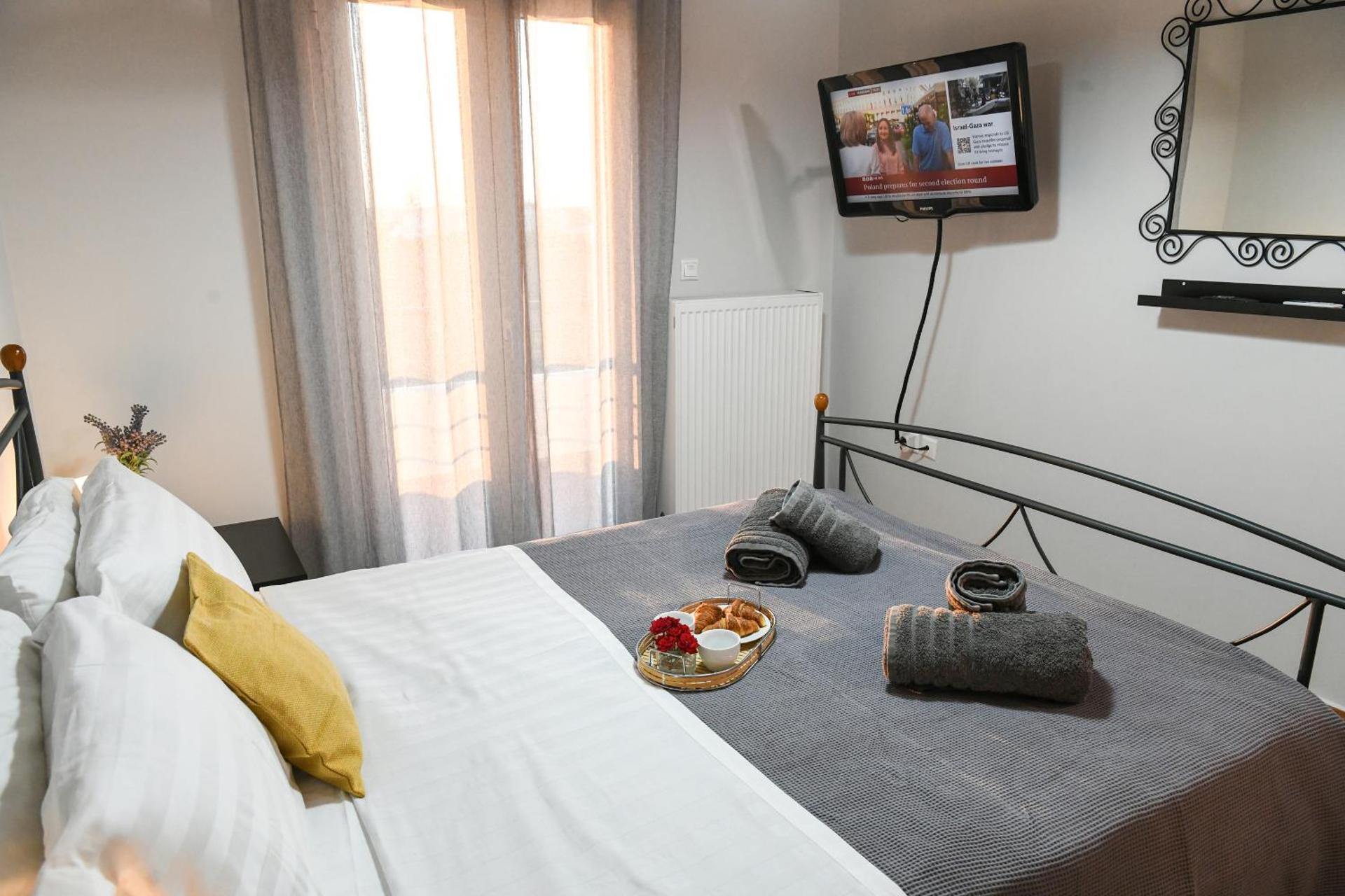 Corinthian Green Villa