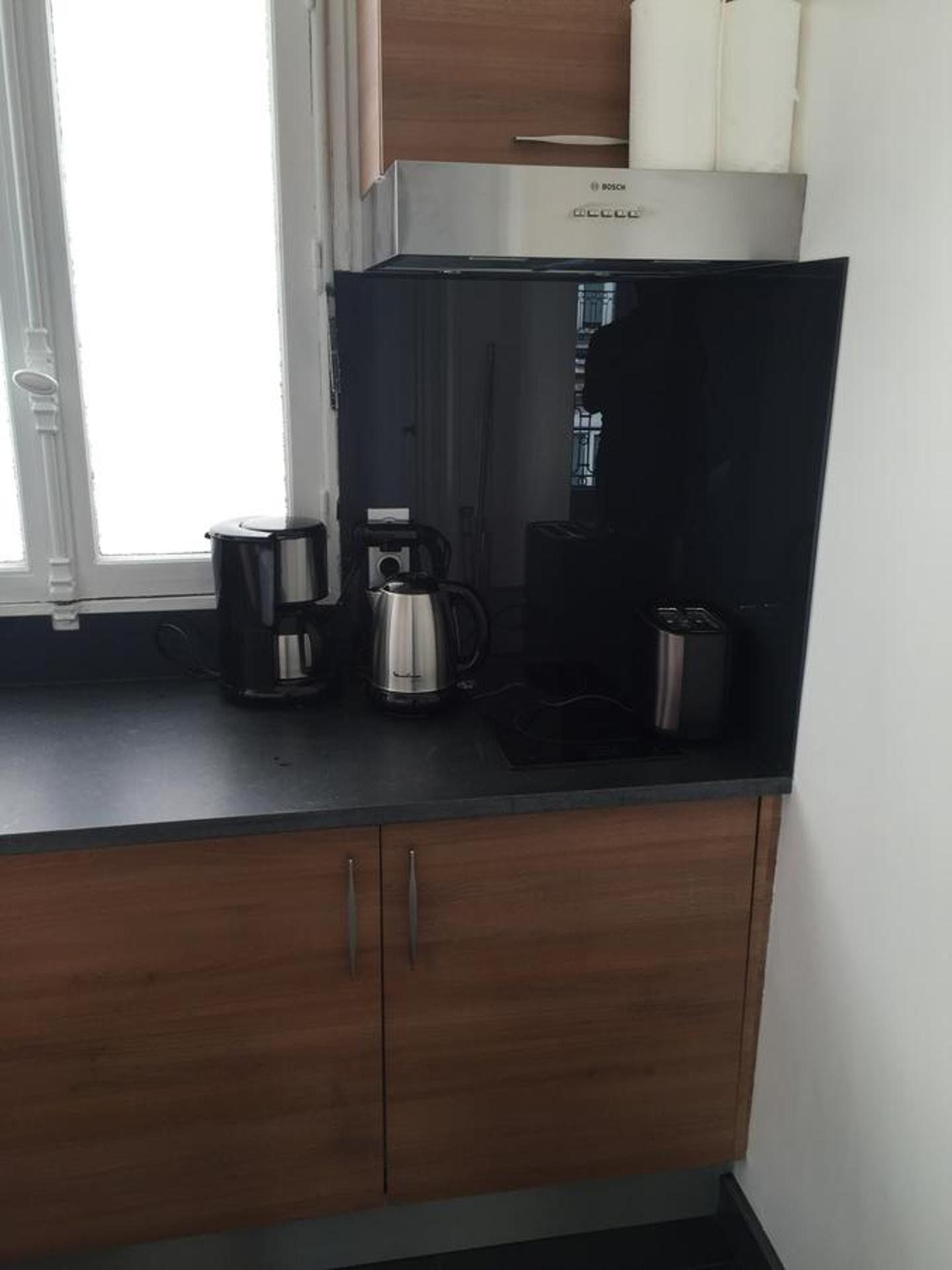 Coffee/tea facilities