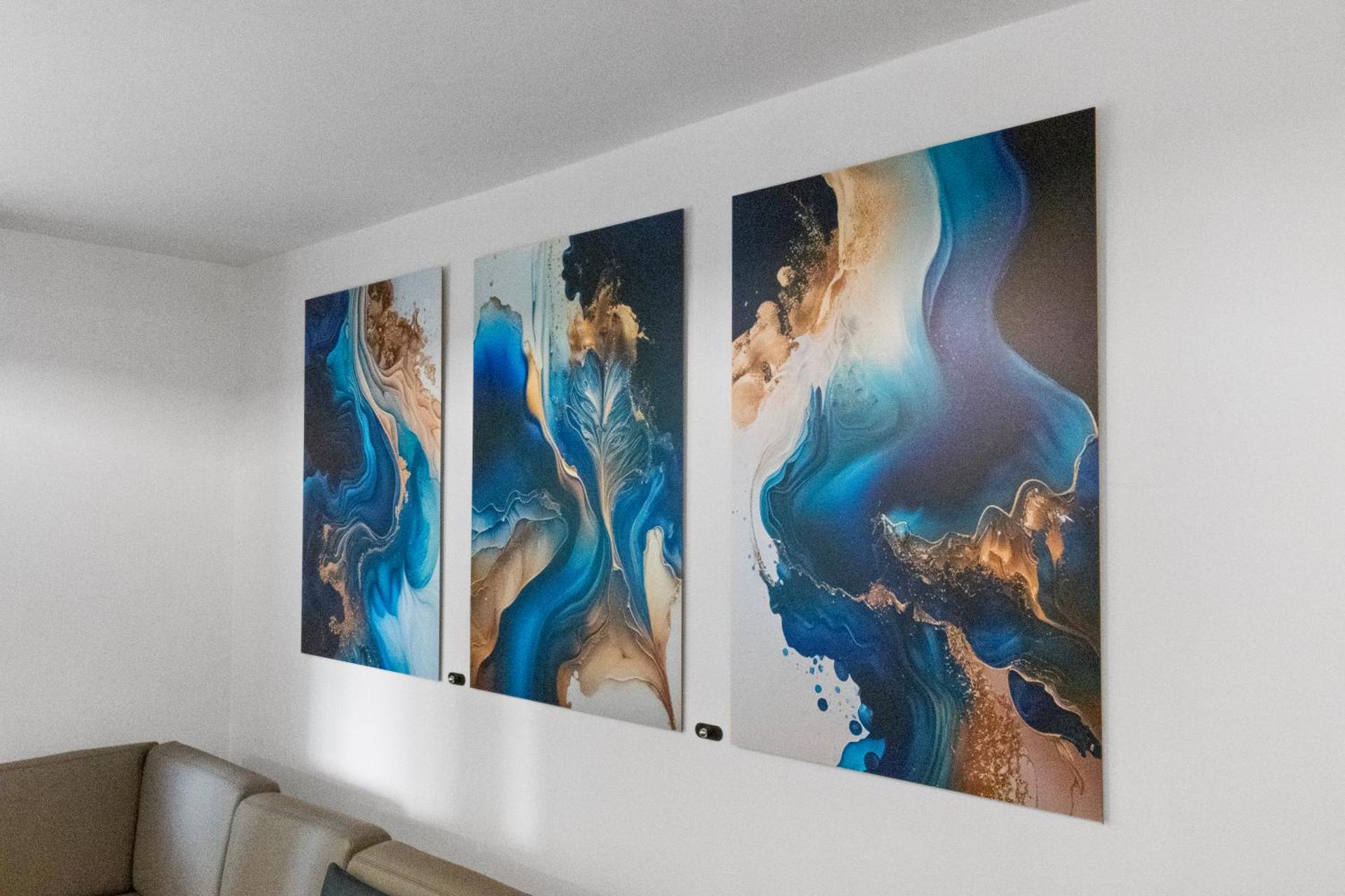 Luxus im Zentrum für 6 Personen! 3 Zimmer, Balkon, WLAN, Parkplatz