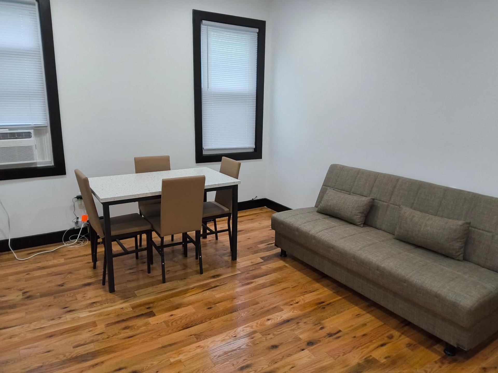 Communal lounge/ TV room