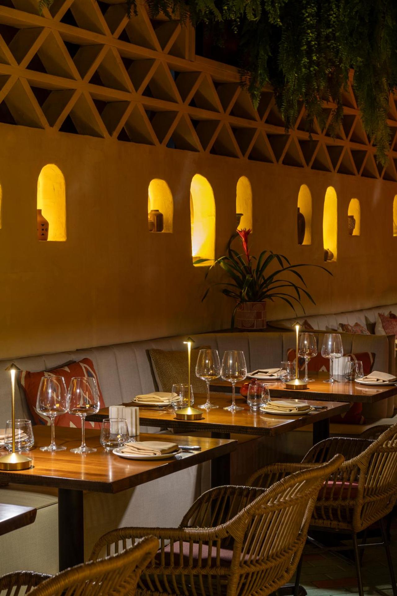 Restaurant/places to eat