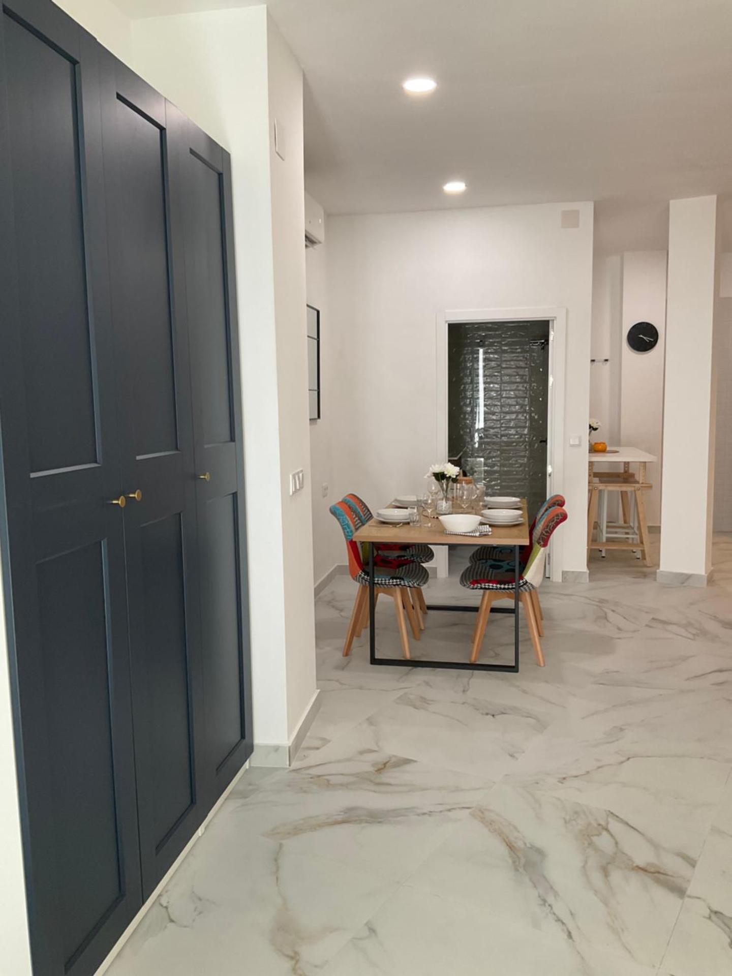 Estudio céntrico, a pie de calle